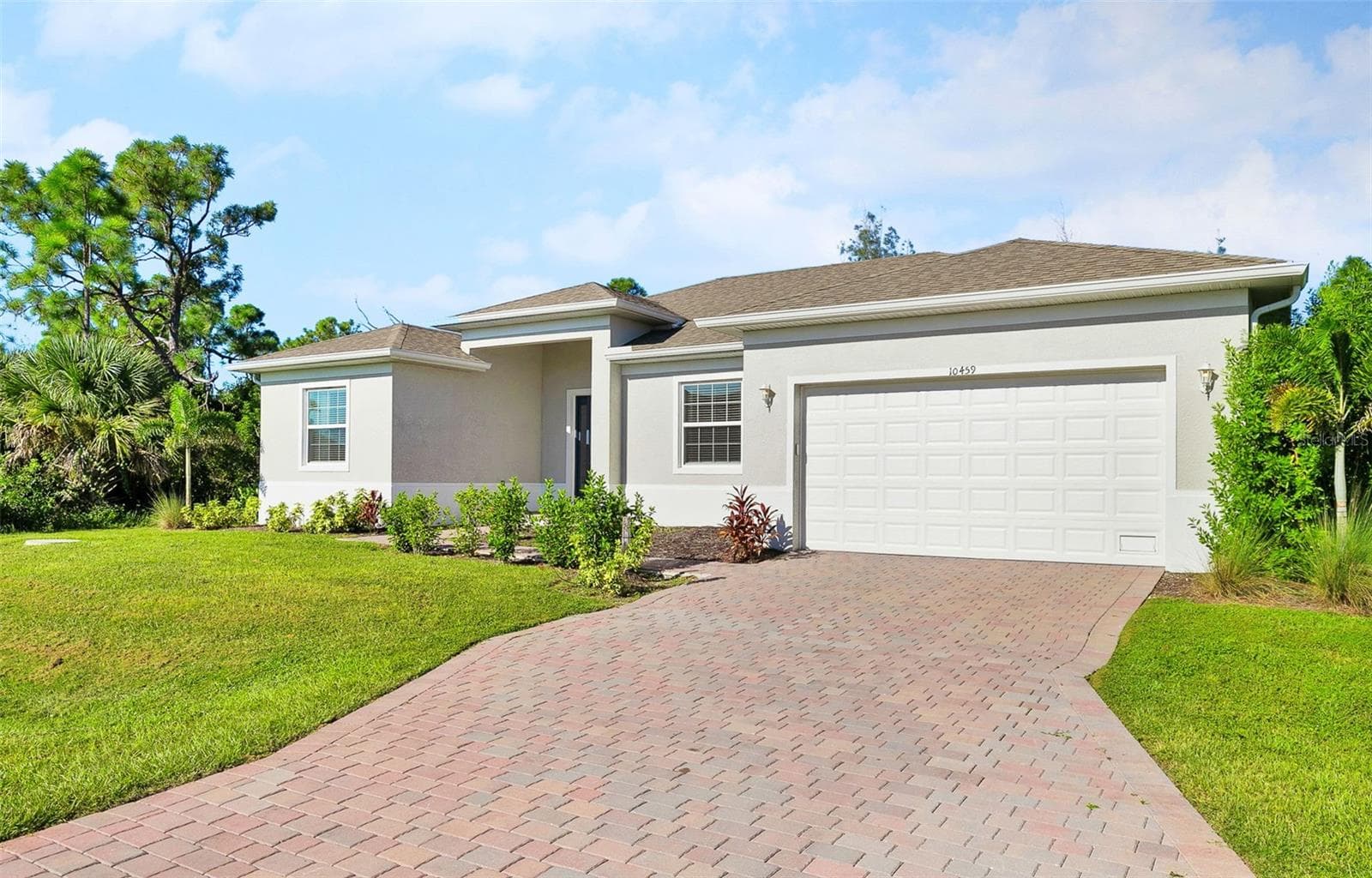 Single Family Residence at 10459 LIVE OAK RD, PORT CHARLOTTE, photo 2 of 27