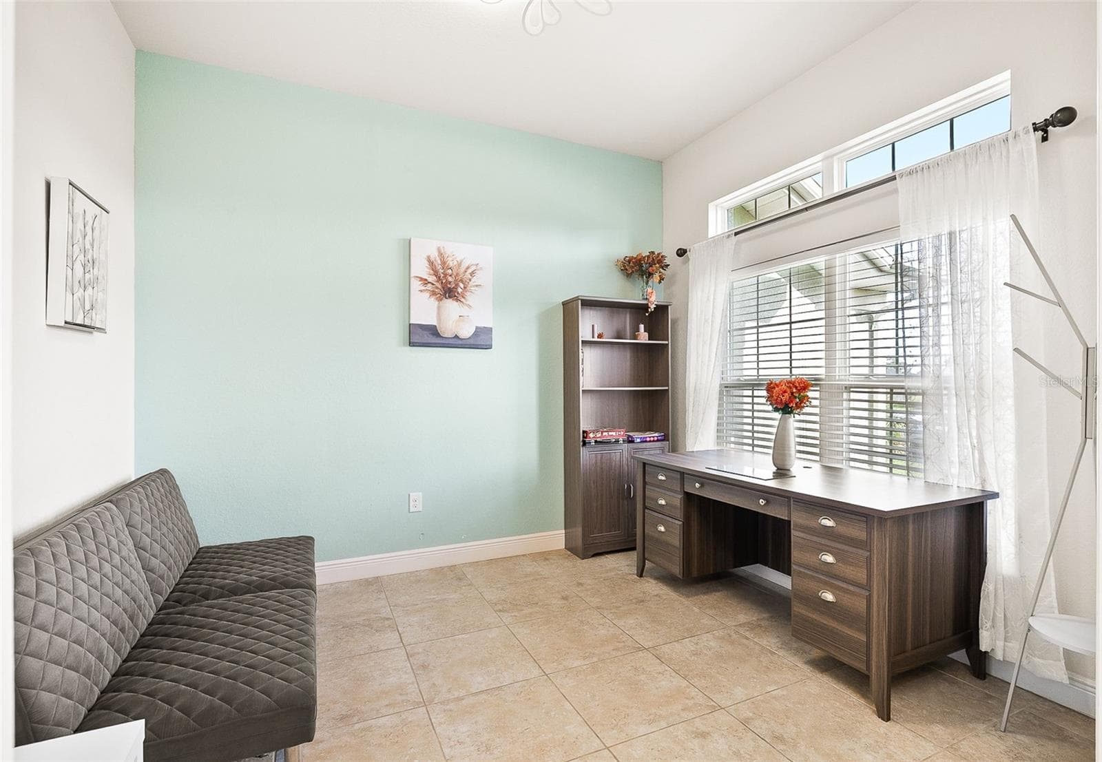 Single Family Residence at 10459 LIVE OAK RD, PORT CHARLOTTE, photo 13 of 27