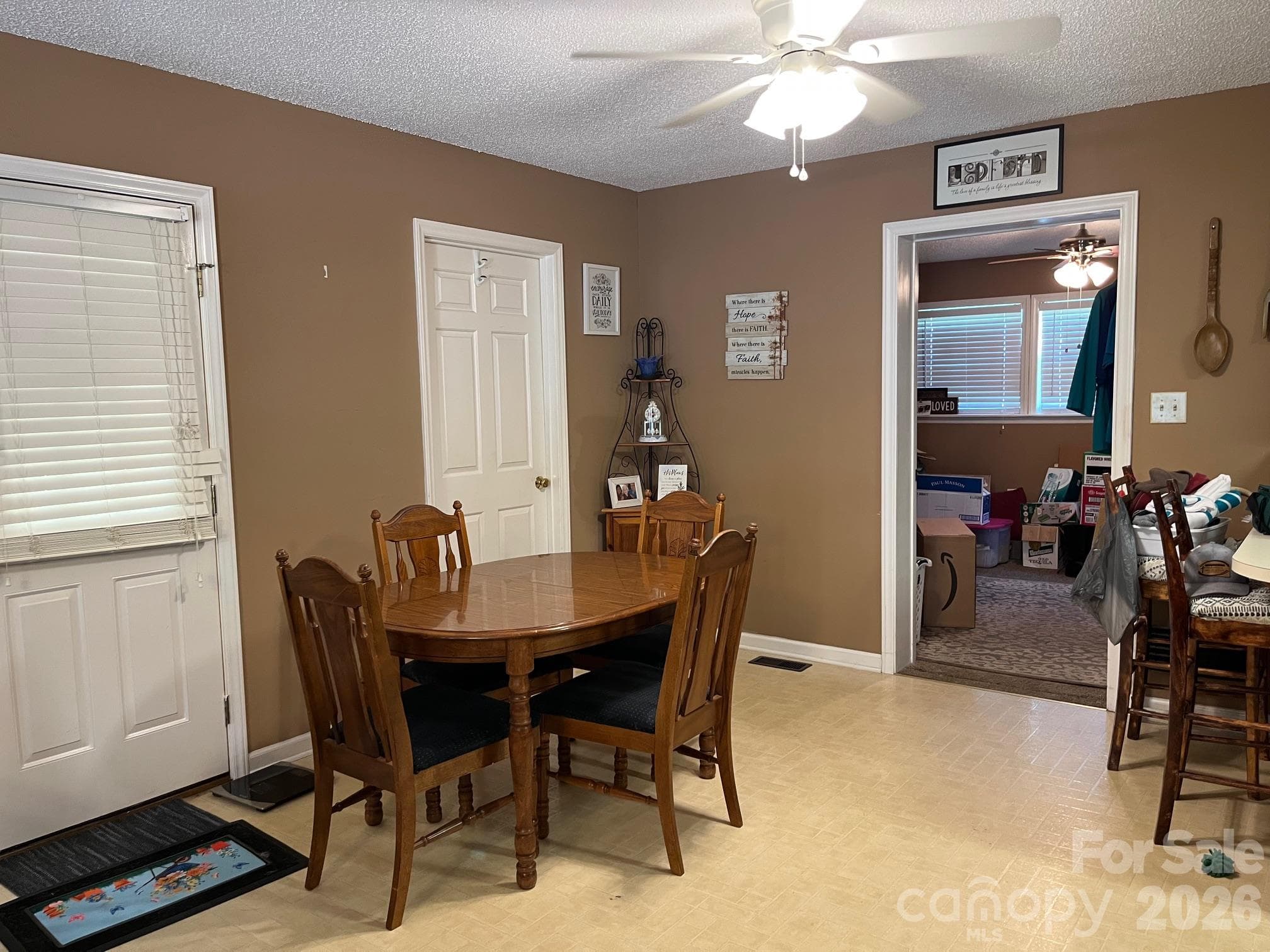 Single Family Residence at 109 Crestbrook Circle, Shelby, photo 6 of 14