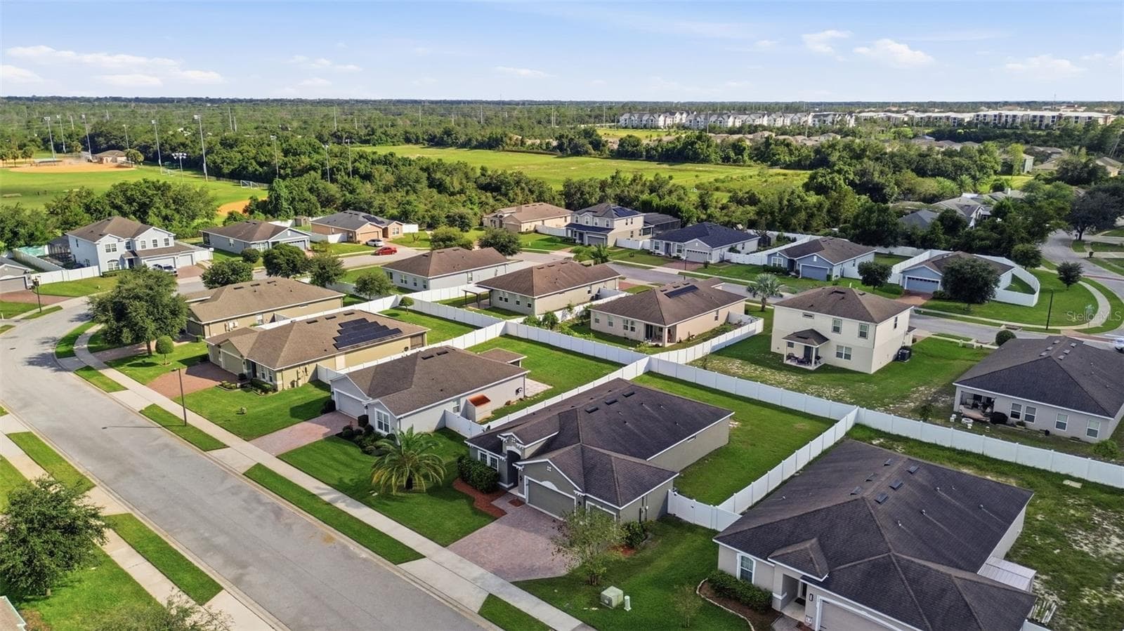Single Family Residence at 922 GLAZEBROOK LOOP, ORANGE CITY, photo 18 of 54