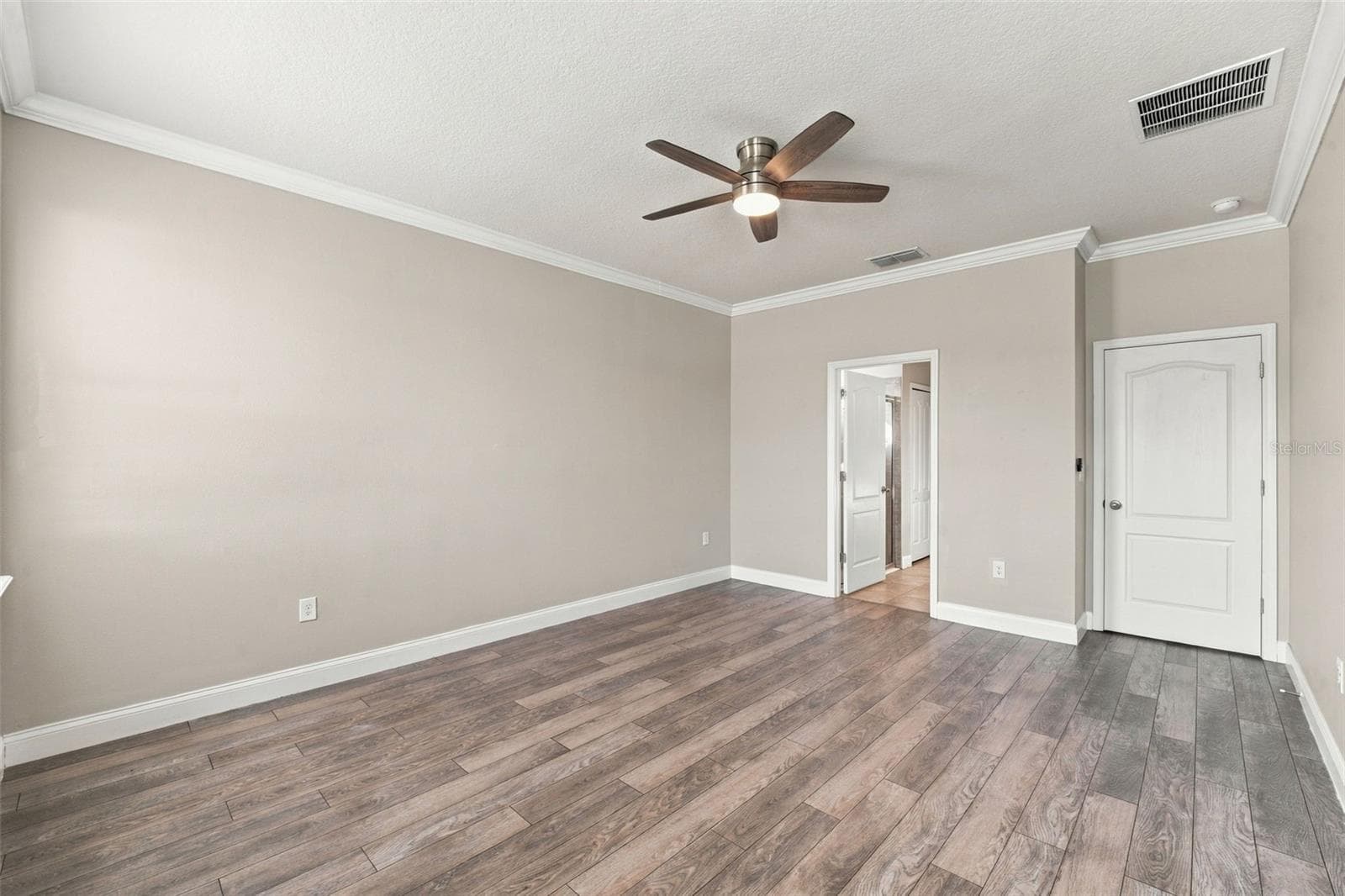 Single Family Residence at 922 GLAZEBROOK LOOP, ORANGE CITY, photo 21 of 54