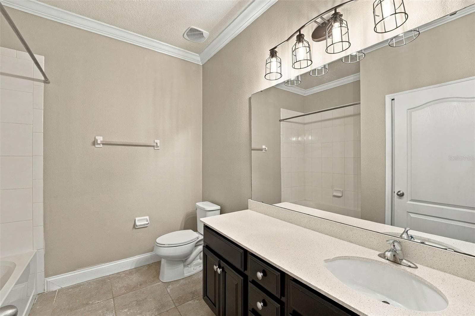 Single Family Residence at 922 GLAZEBROOK LOOP, ORANGE CITY, photo 42 of 54