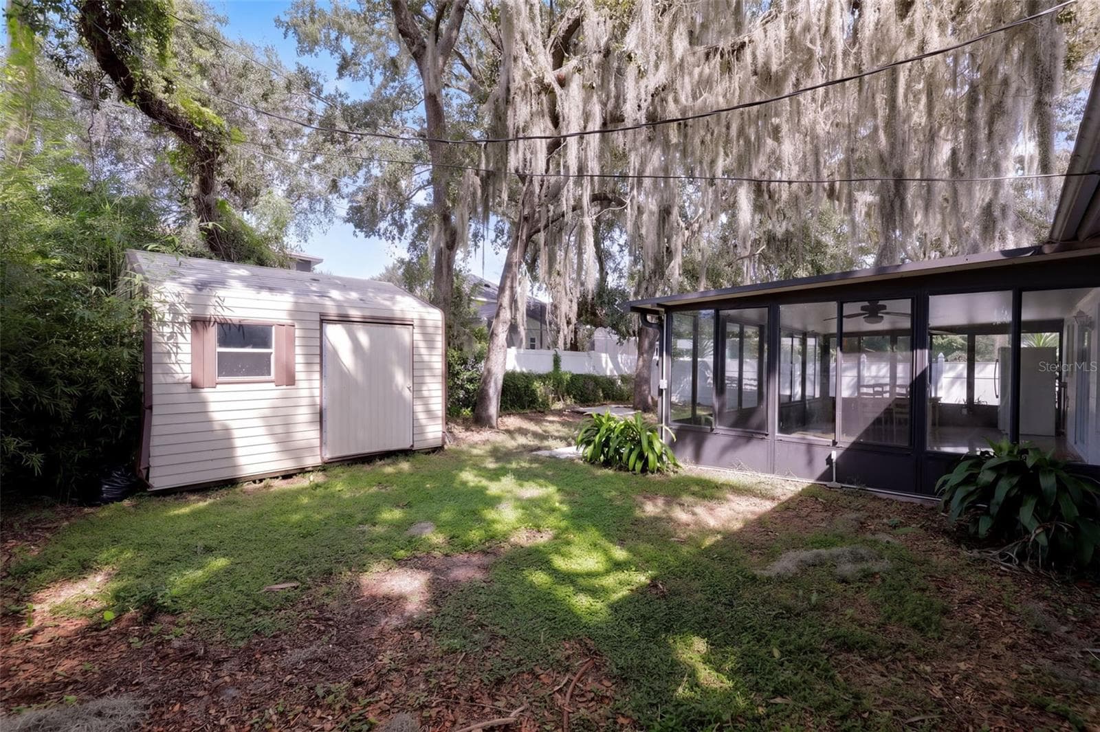 Back Yard with Shed - 8205 ESPERANZA ST, ORLANDO