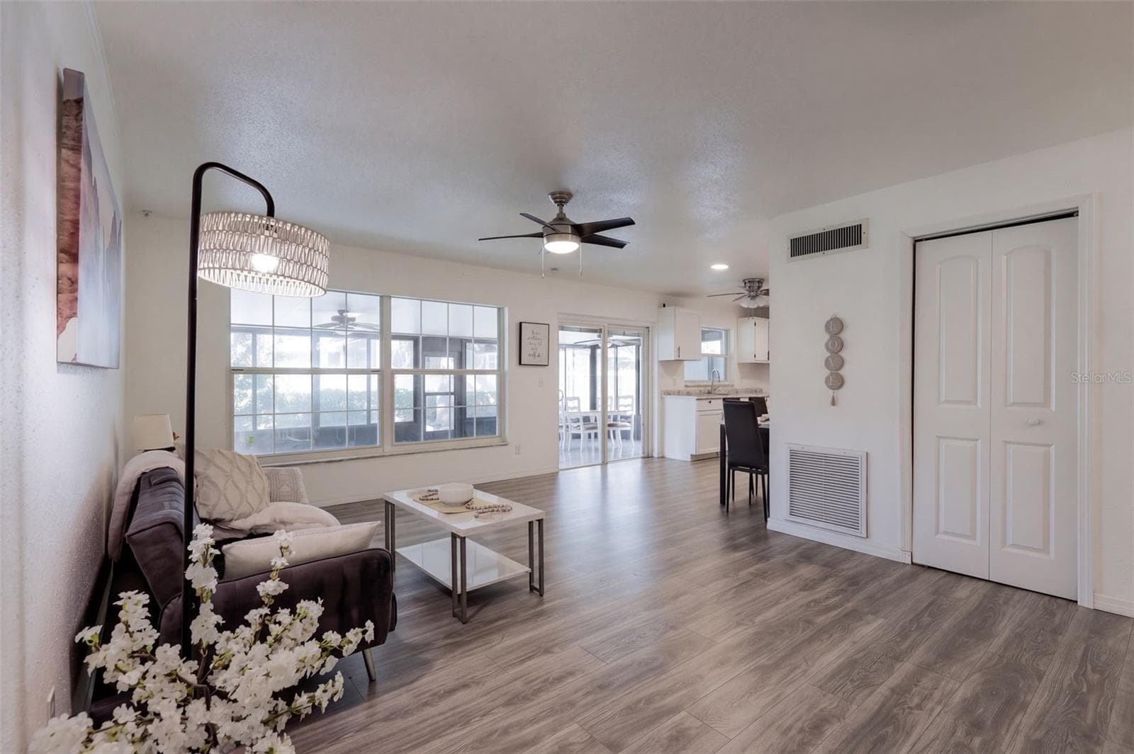 Family Room - 8205 ESPERANZA ST, ORLANDO