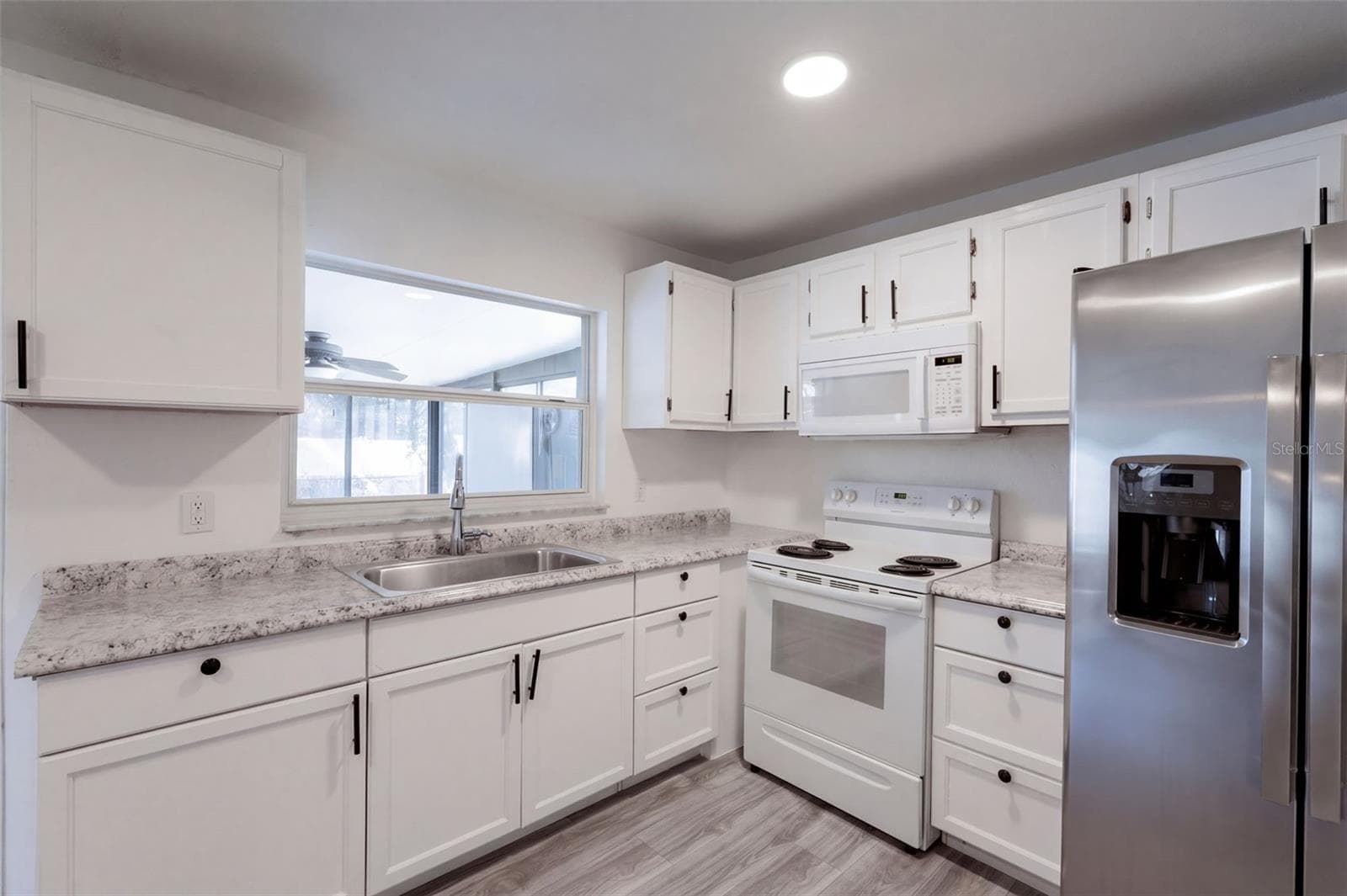 Kitchen - 8205 ESPERANZA ST, ORLANDO