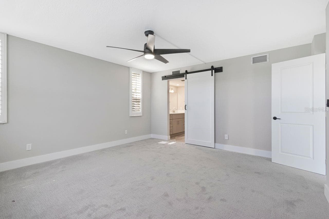 Primary bedroom - 7645 SUN ISLAND DR S #101, SOUTH PASADENA