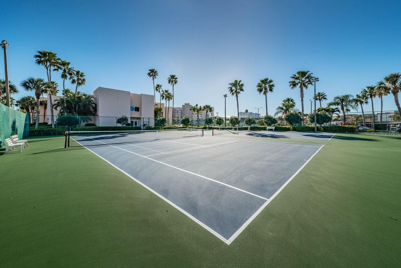 tennis court - 7645 SUN ISLAND DR S #101, SOUTH PASADENA