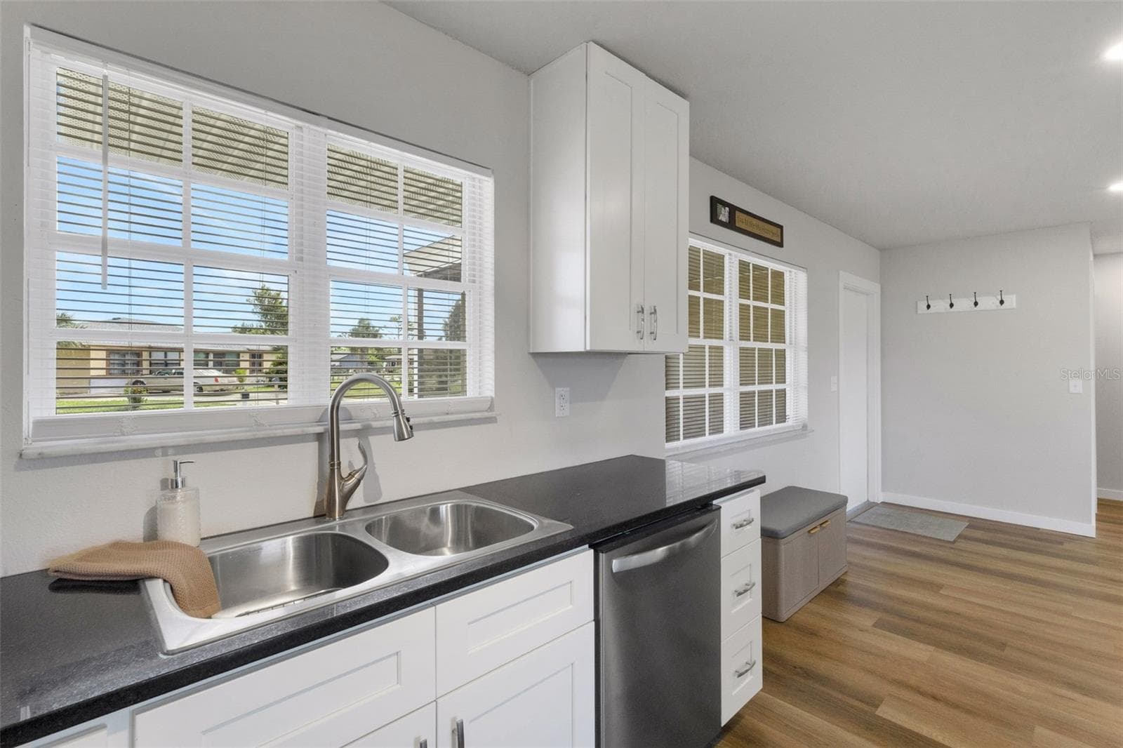 Single Family Residence at 7595 BERWICK ST, NORTH PORT, photo 17 of 37