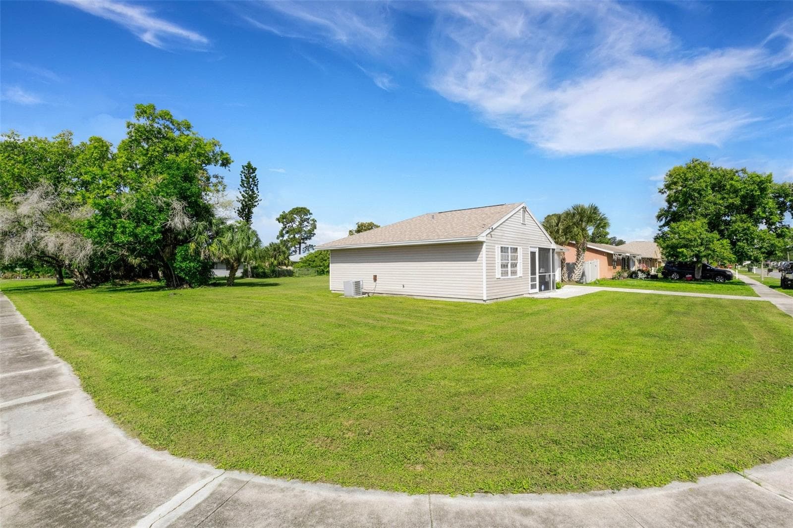 Single Family Residence at 7595 BERWICK ST, NORTH PORT, photo 31 of 37