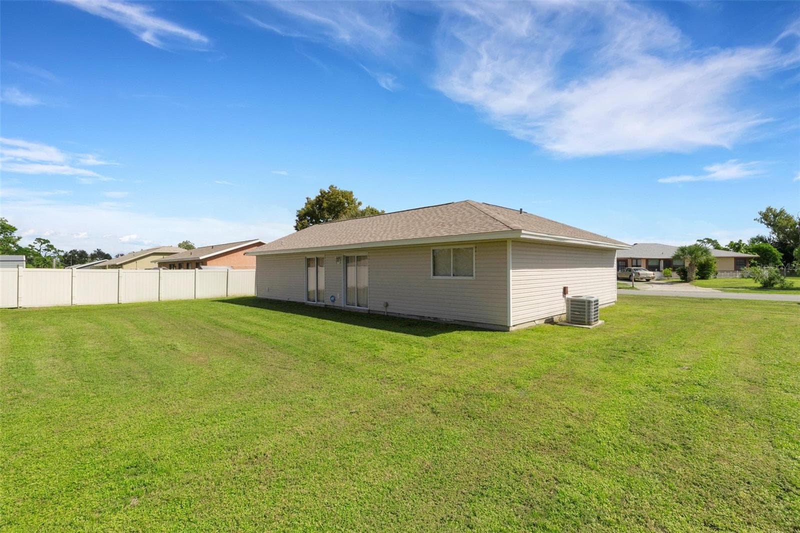 Single Family Residence at 7595 BERWICK ST, NORTH PORT, photo 33 of 37