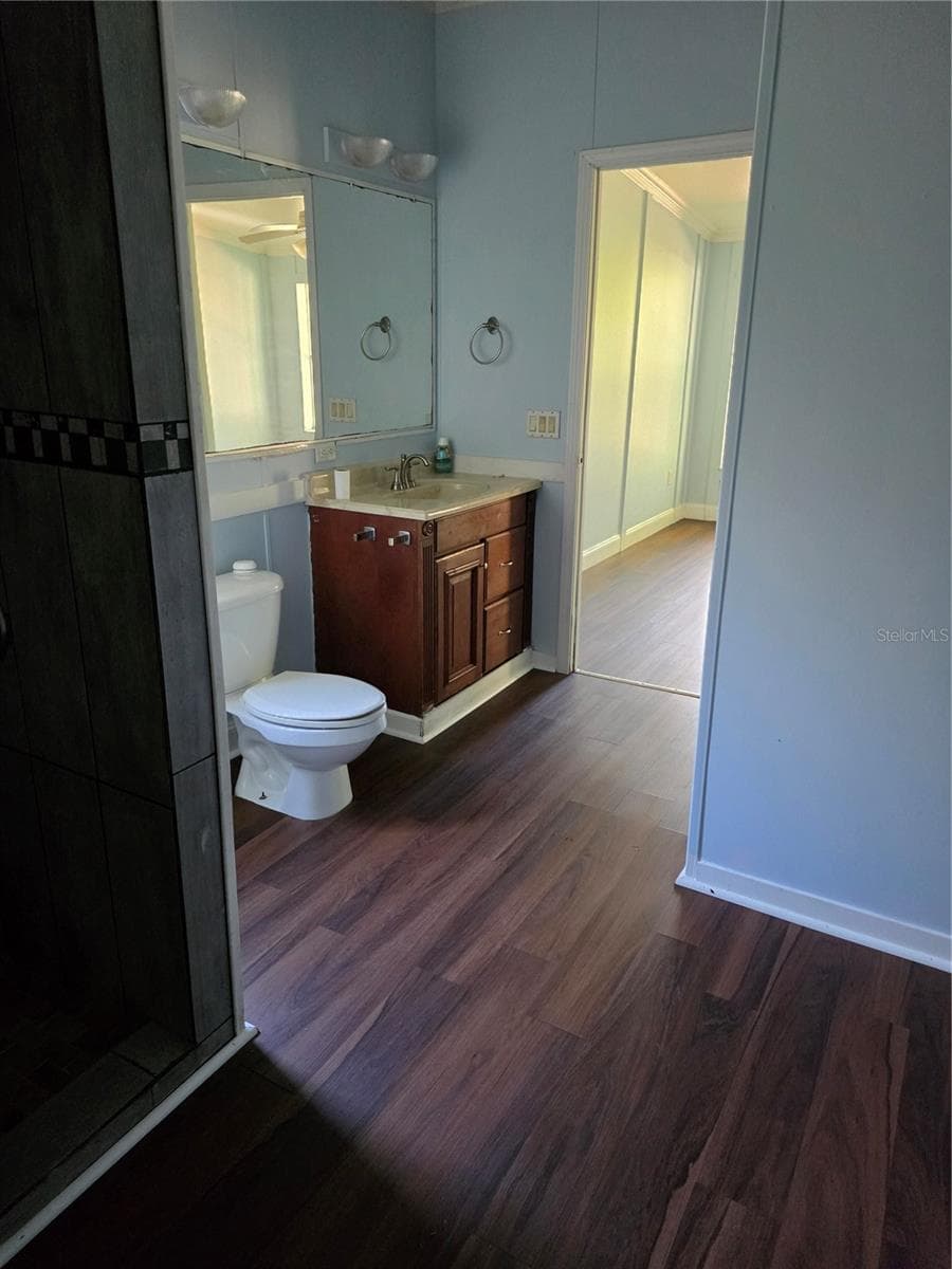 Manufactured Home at 1504 WALDRUP RD, LAKELAND, photo 6 of 13