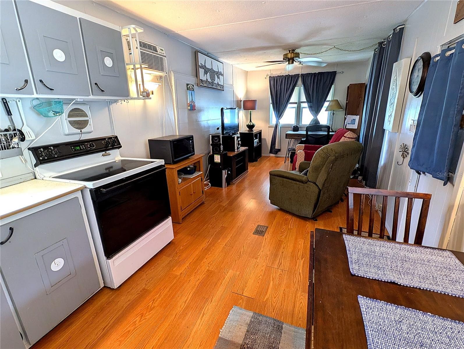 Mobile Home at 7803 46TH AVE N #49, ST PETERSBURG, photo 9 of 22