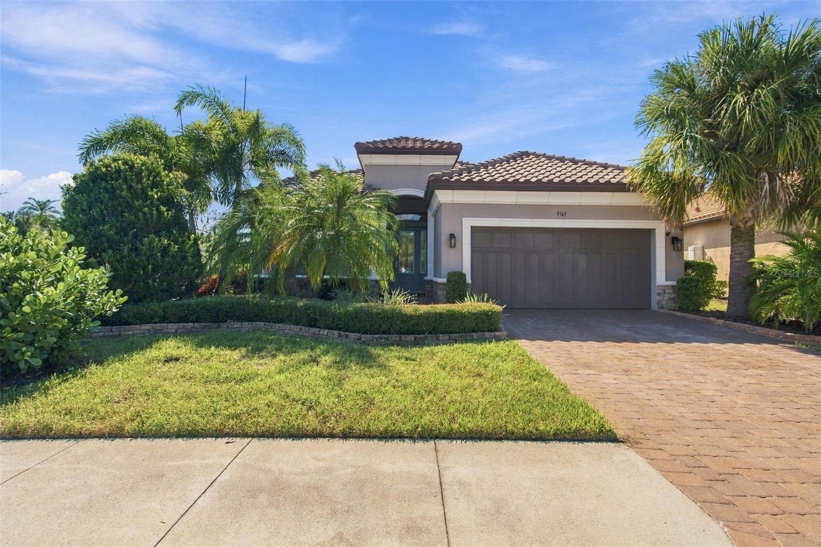 Single Family Residence at 9765 HIGHLAND PARK PL, PALMETTO, photo 2 of 41