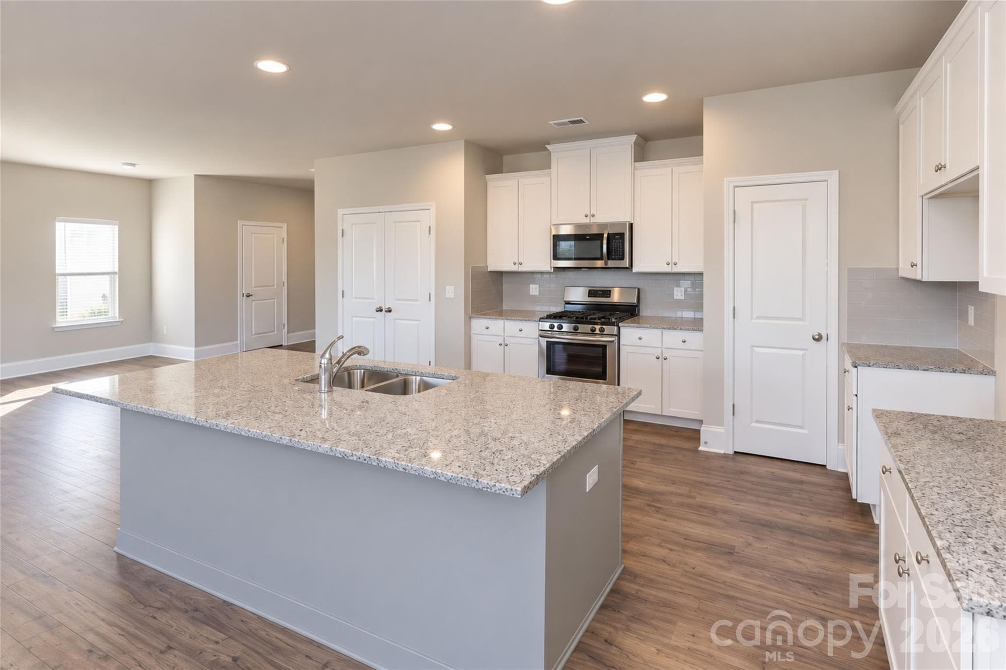 Single Family Residence at 5321 Bella Rose Court, Charlotte, photo 13 of 23
