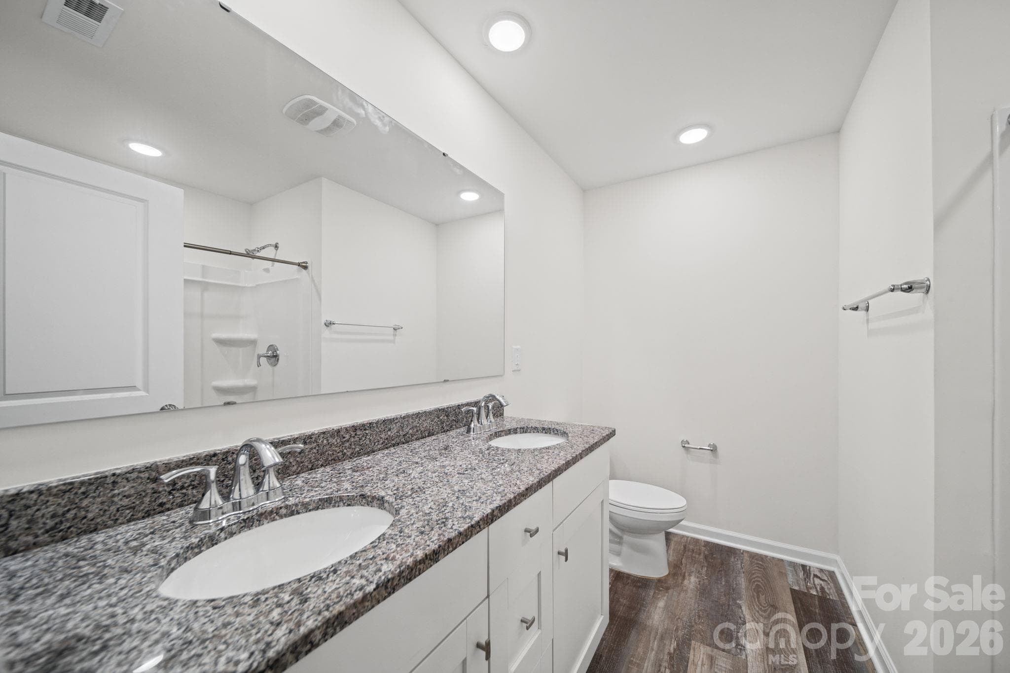 Primary Bathroom - 518 3rd Street, Salisbury