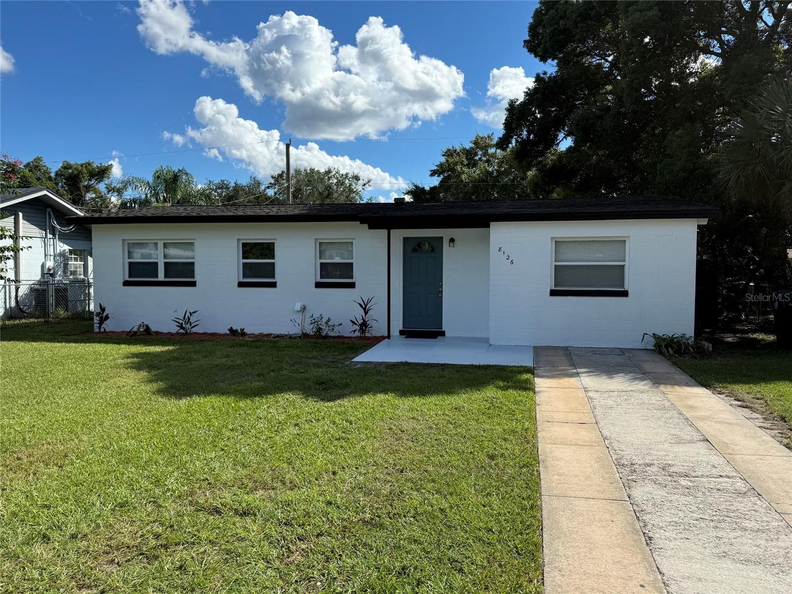 Single Family Residence at 8126 CASTINANGO ST, ORLANDO, photo 4 of 40