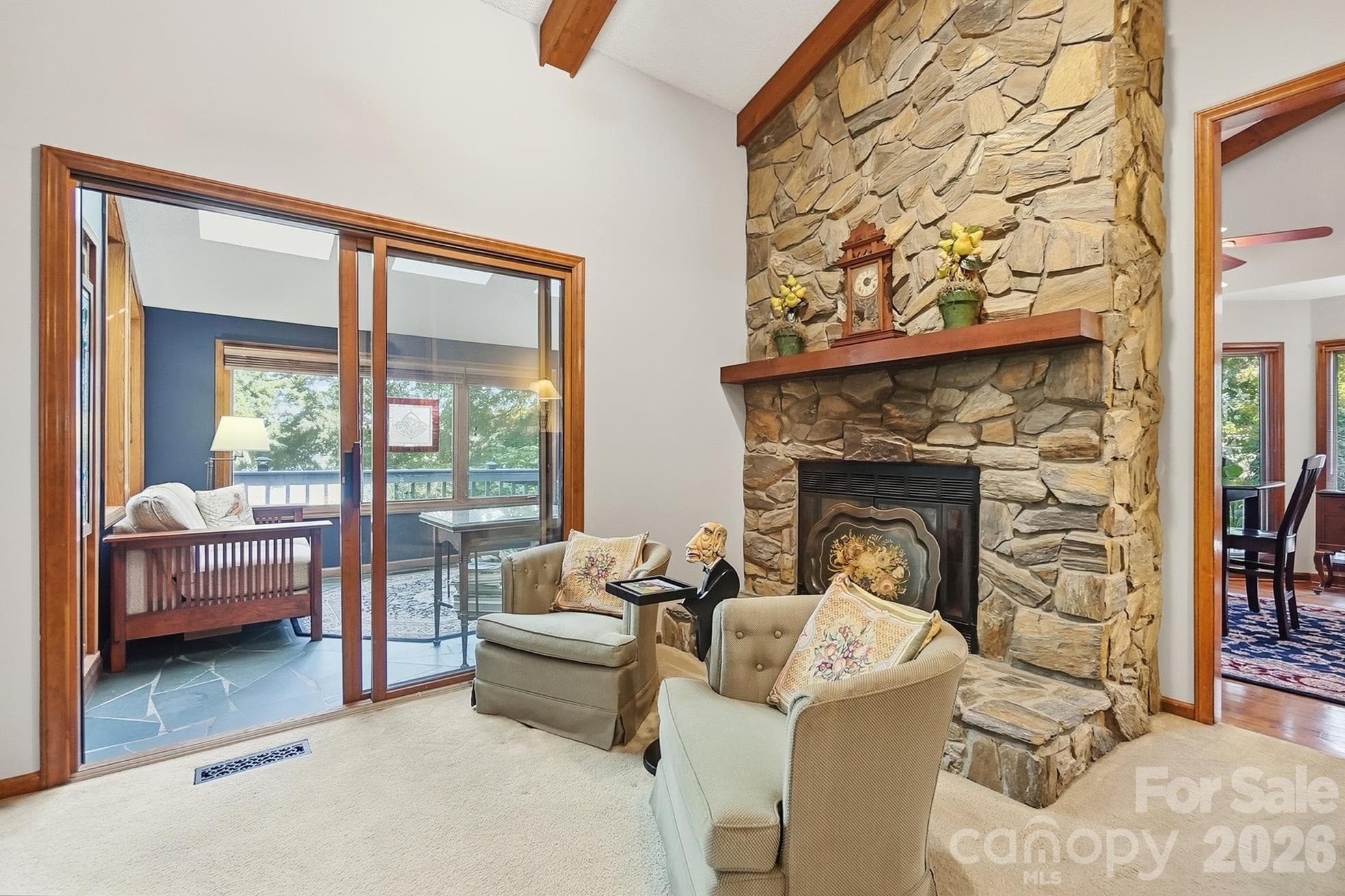 Single Family Residence at 1669 Aragon Beach Road, Rock Hill, photo 11 of 46