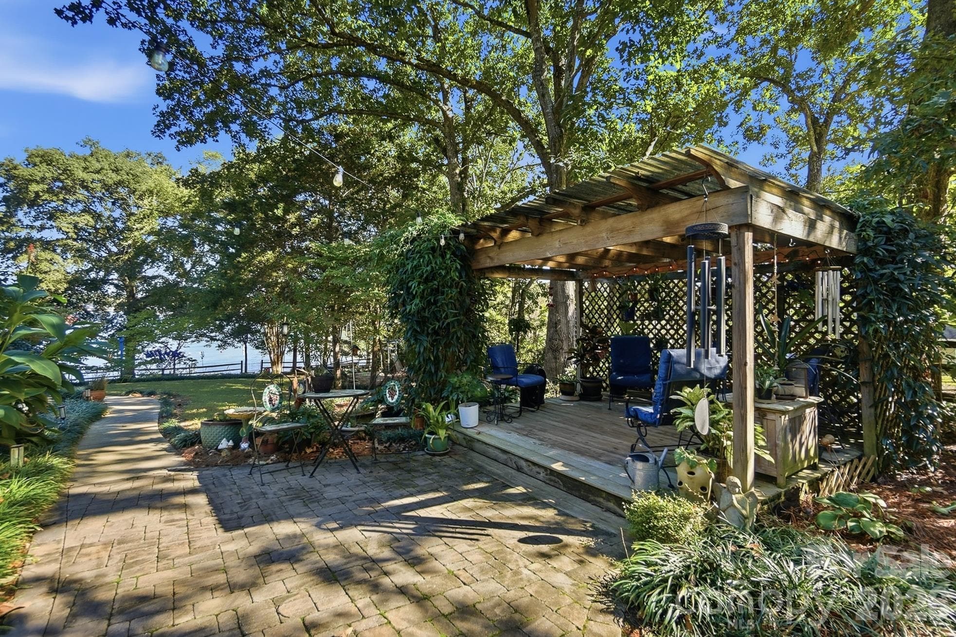Covered patio - 1669 Aragon Beach Road, Rock Hill