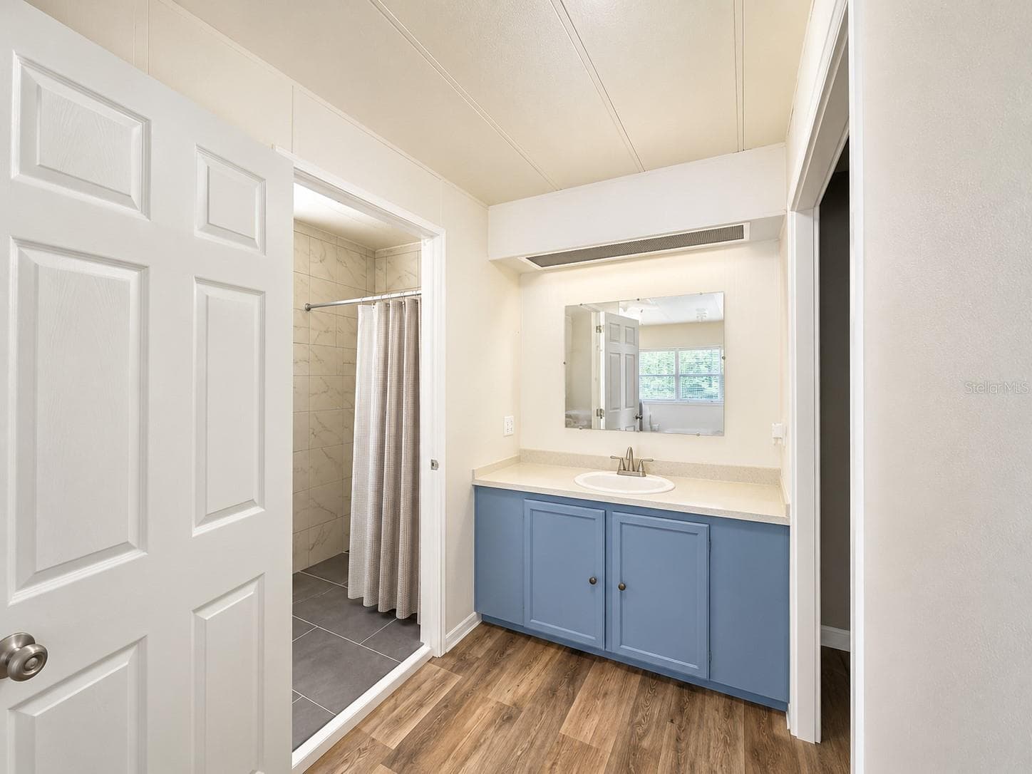Mobile Home at 9634 ED ST, HUDSON, photo 10 of 17