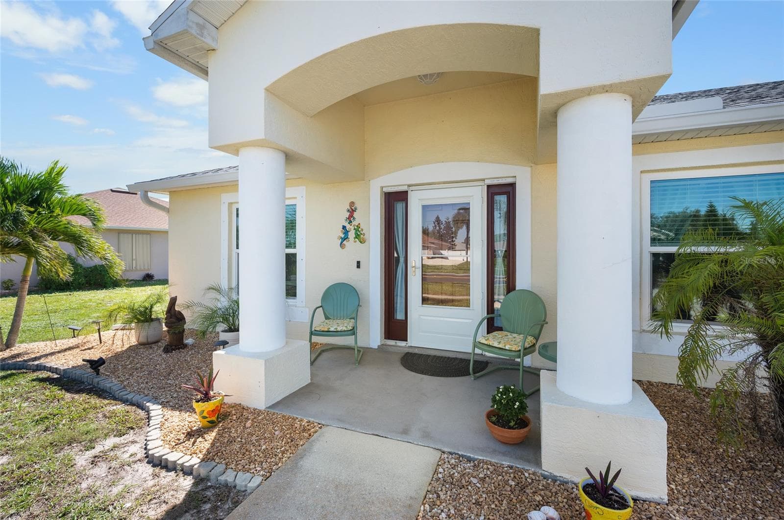 Single Family Residence at 6279 COLISEUM BLVD, PORT CHARLOTTE, photo 2 of 46