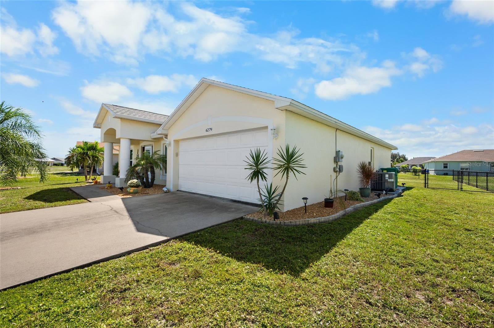 Single Family Residence at 6279 COLISEUM BLVD, PORT CHARLOTTE, photo 25 of 46