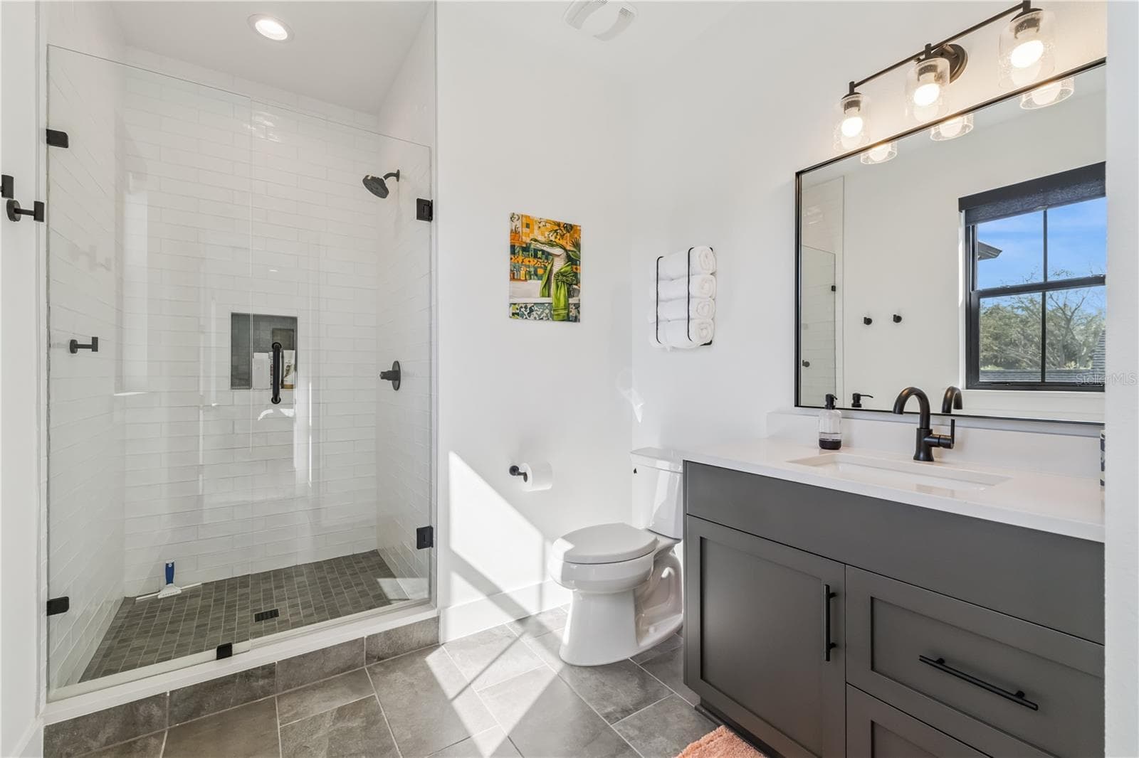 Ensuite 3 - 900 ALLENDALE LN, OAKLAND
