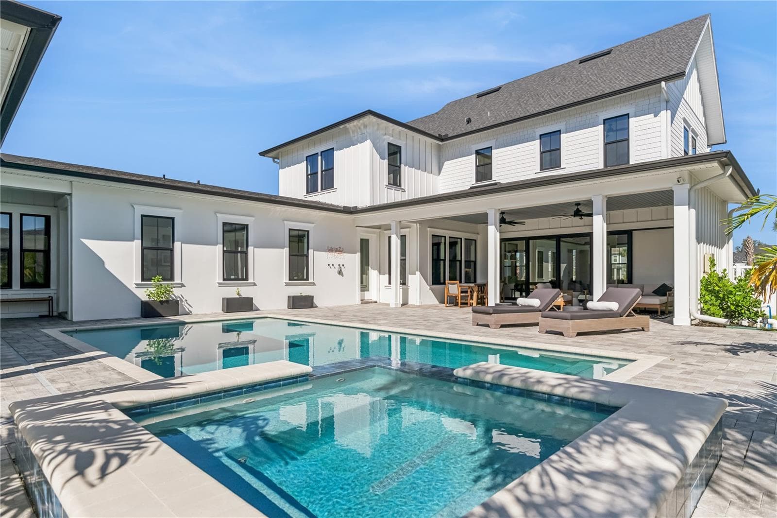 Florida paradise - 900 ALLENDALE LN, OAKLAND