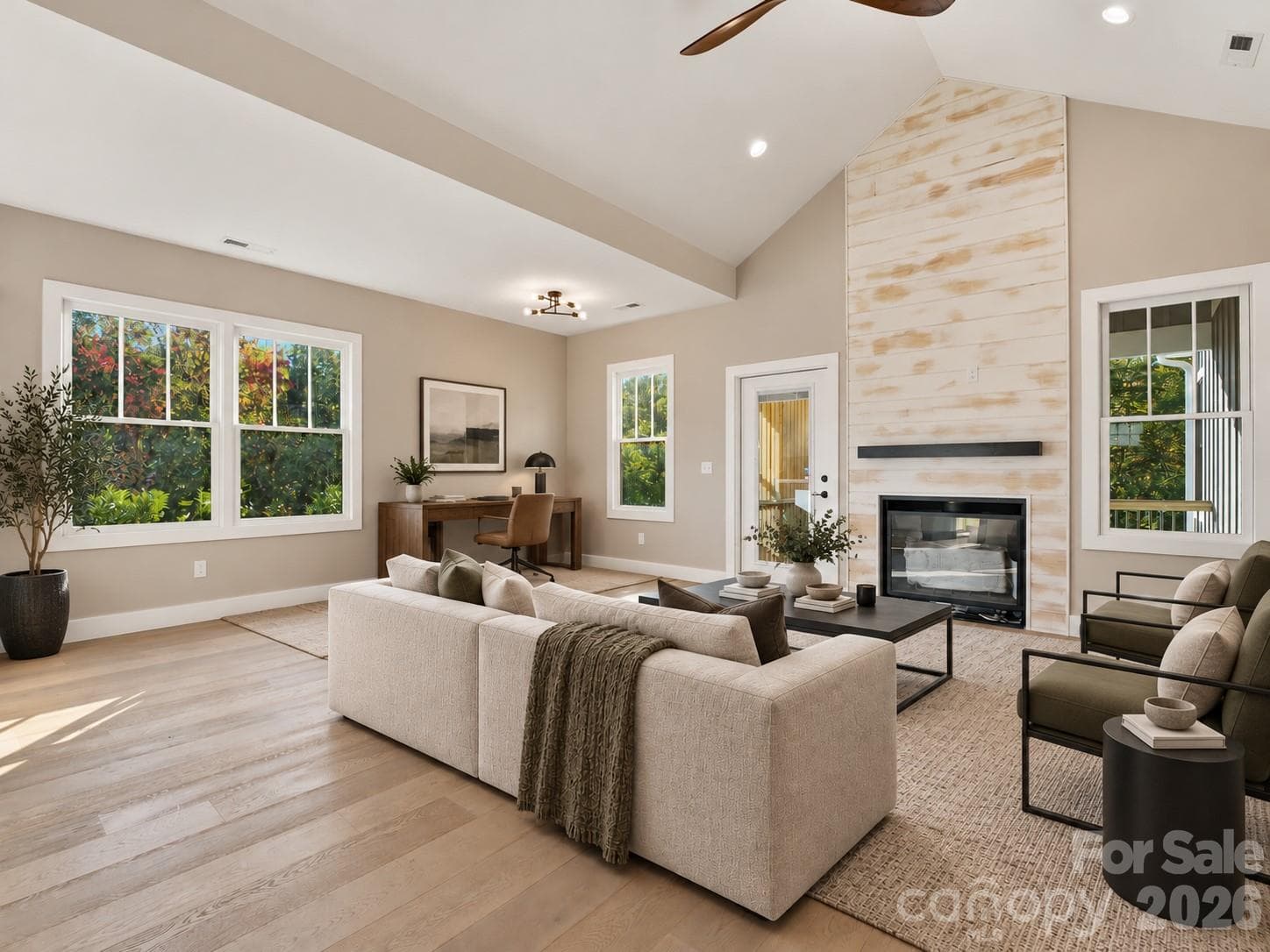 Single Family Residence at 30 Olde Oak Court, Hendersonville, photo 41 of 42