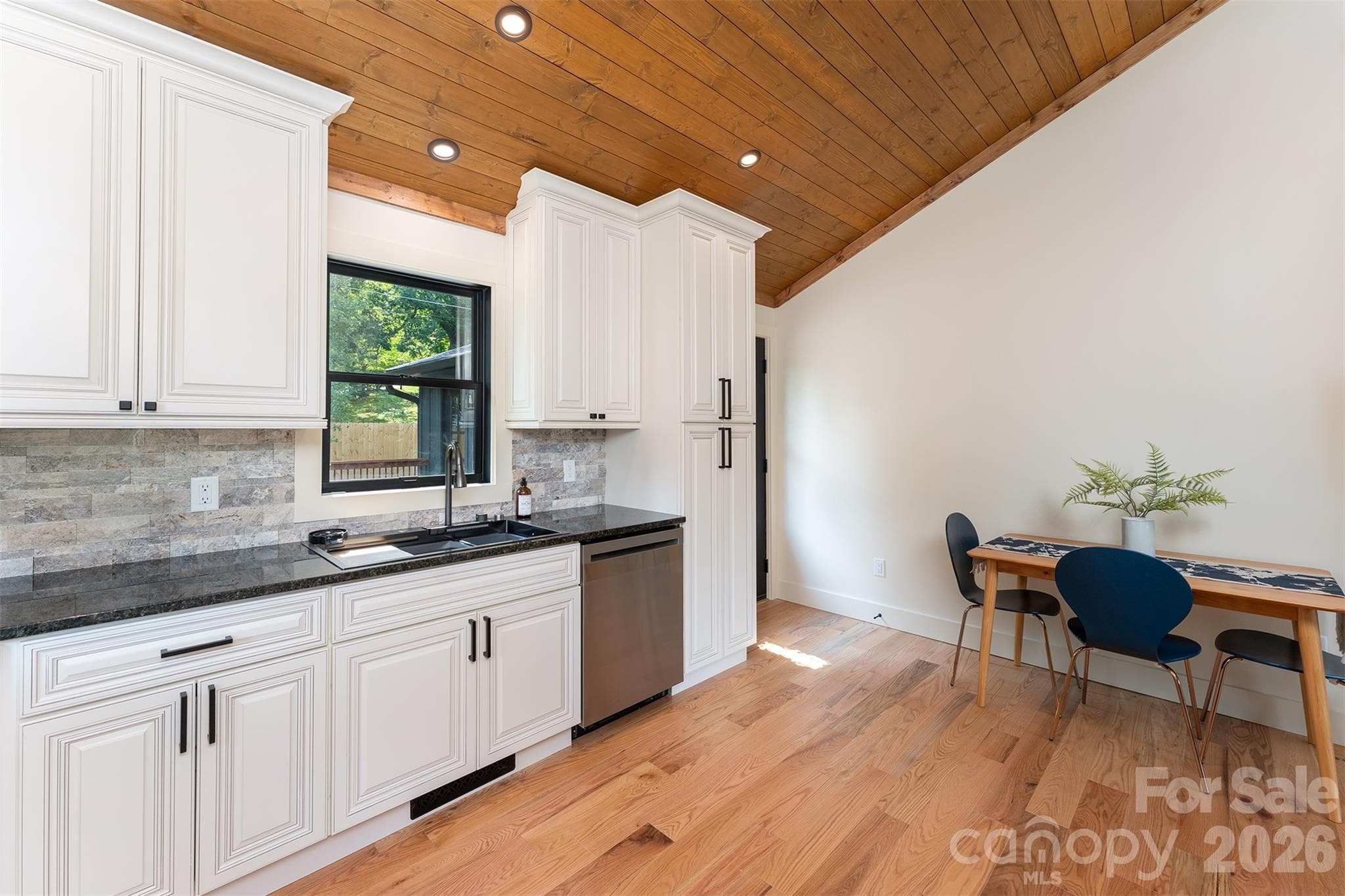 Single Family Residence at 11 Pine Circle, Black Mountain, photo 11 of 43