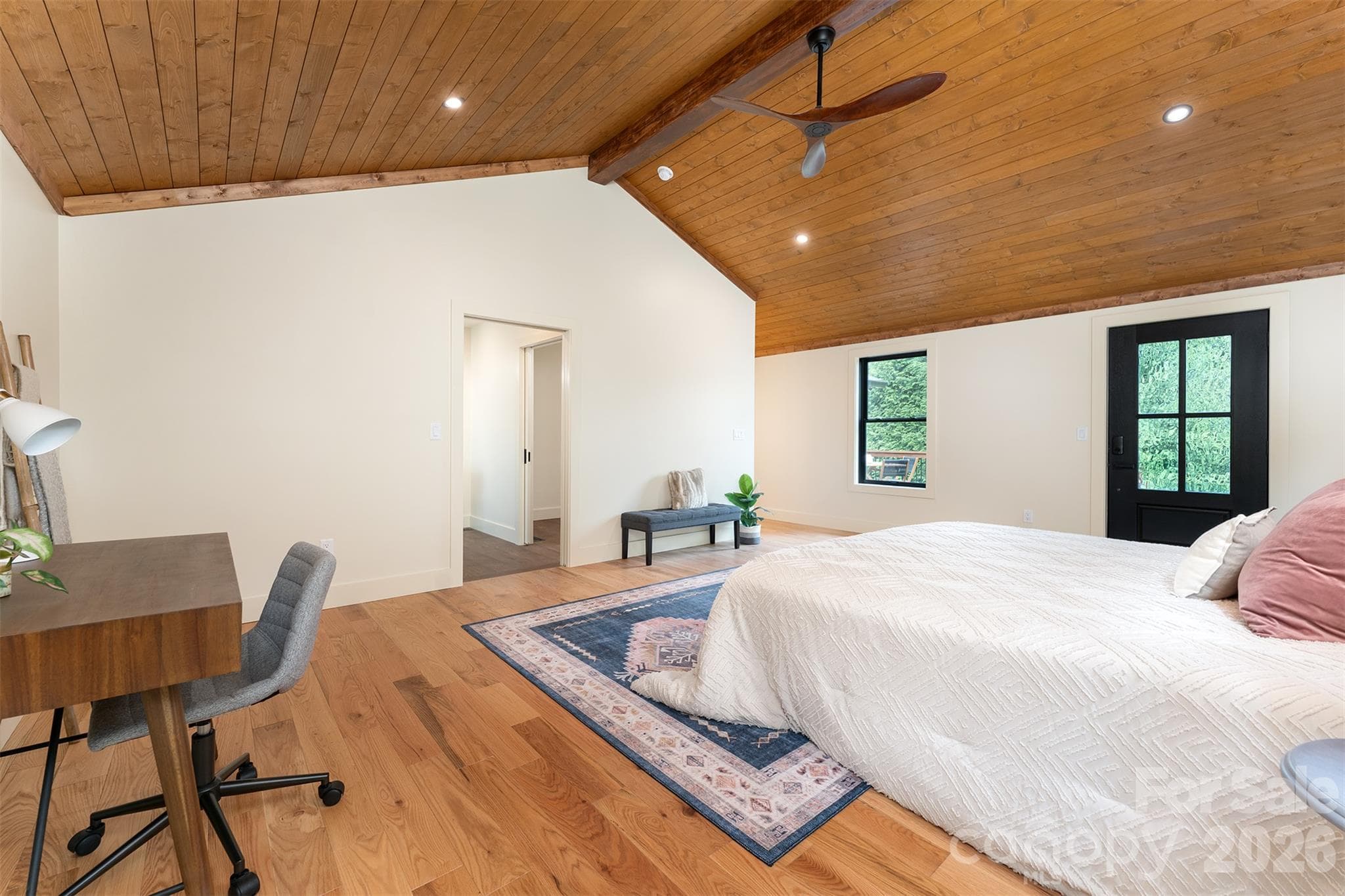 Single Family Residence at 11 Pine Circle, Black Mountain, photo 17 of 43