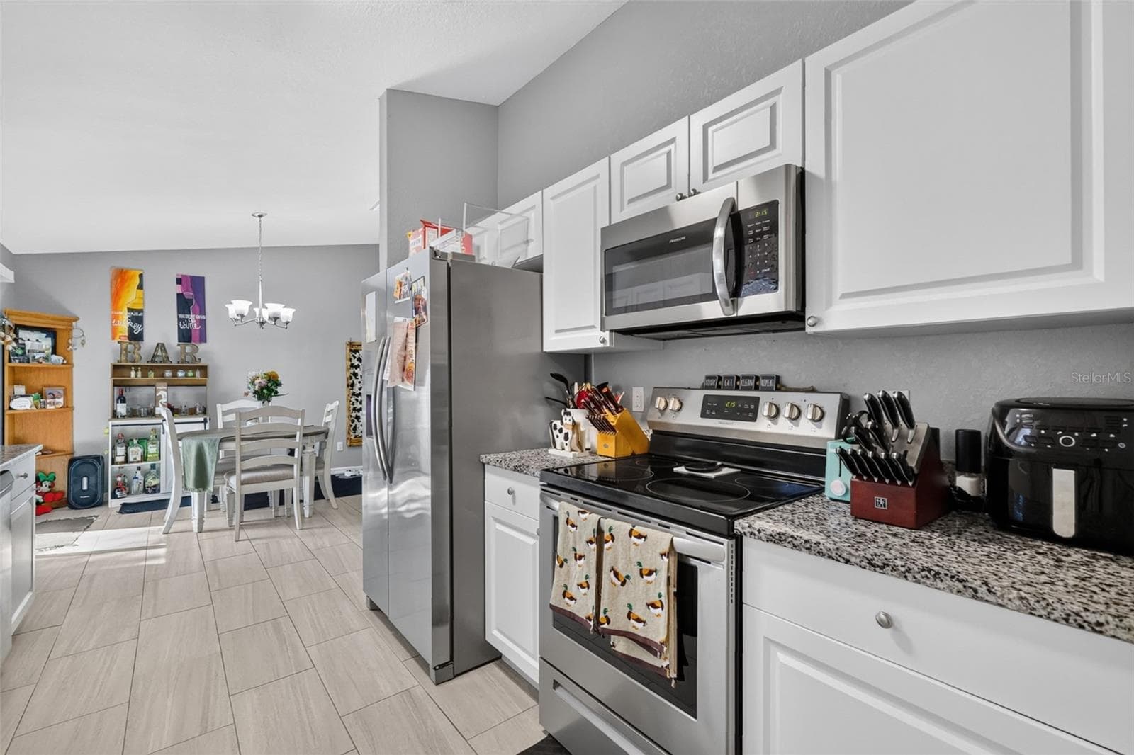 Single Family Residence at 2924 SE 142ND PL, SUMMERFIELD, photo 10 of 35