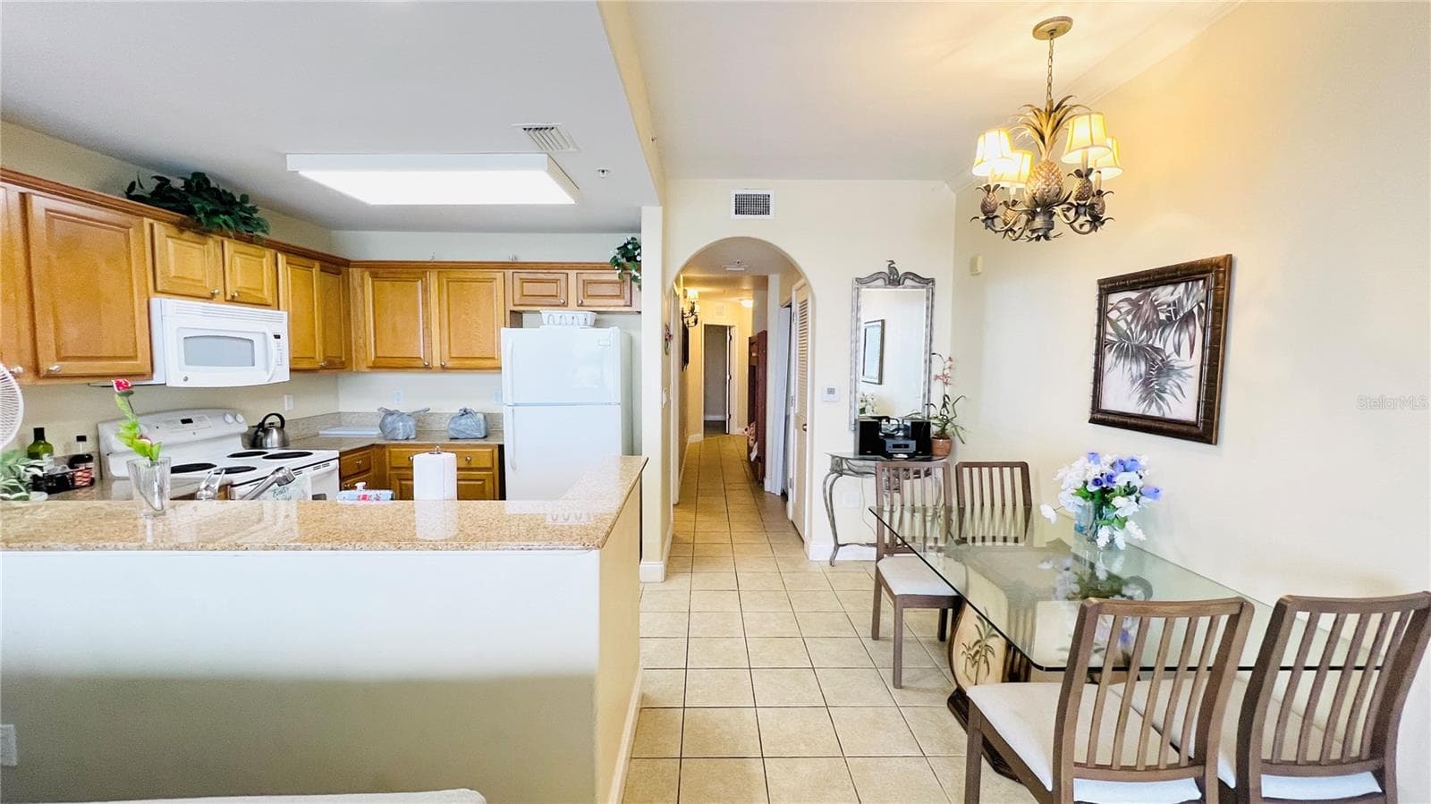 Condo - Hotel at 13427 BLUE HERON BEACH DR #706, ORLANDO, photo 6 of 47
