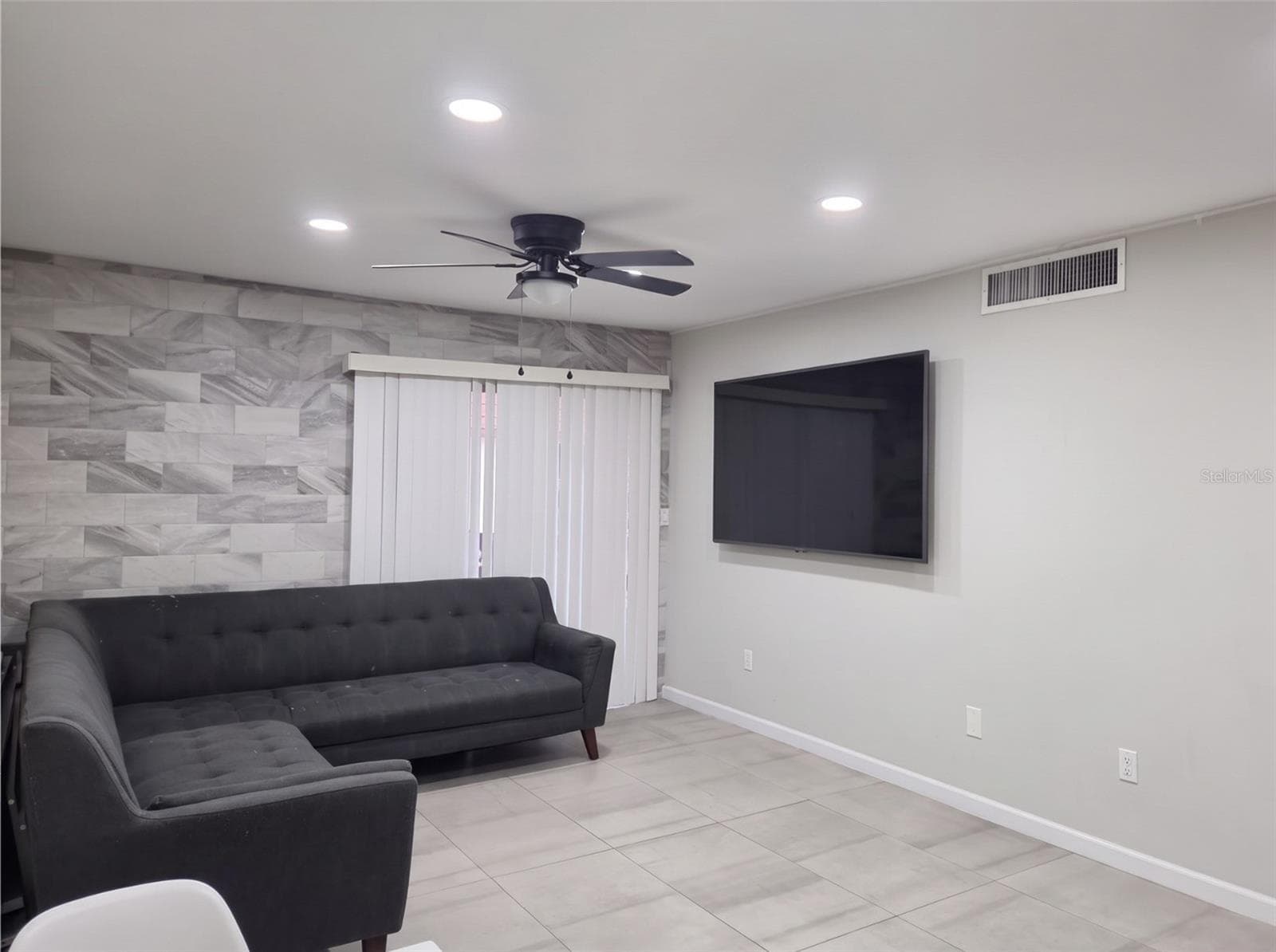 Condominium at 2850 N POWERS DR #83, ORLANDO, photo 9 of 18