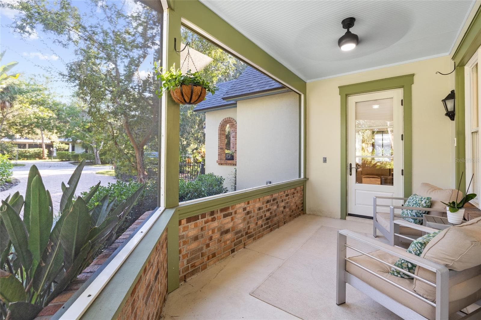 Best place for coffee in the morning or contemplating late at night - 5903 RIVER FOREST CIR, BRADENTON