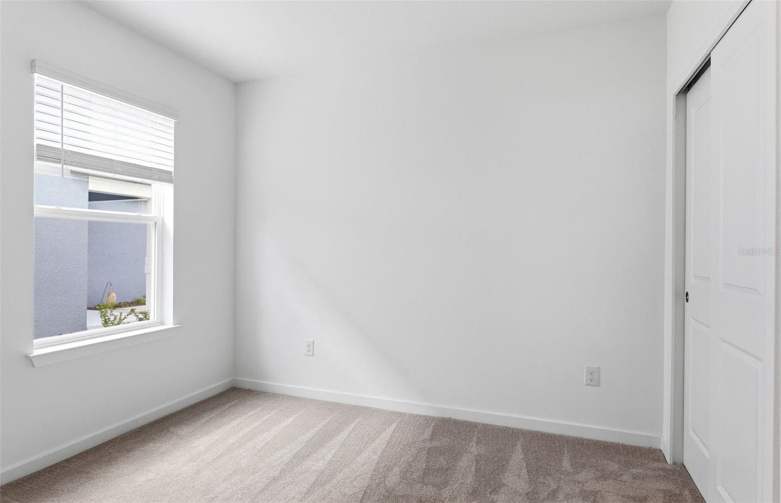 Model Representation - 10426 HIDDEN BANKS GLN, PARRISH
