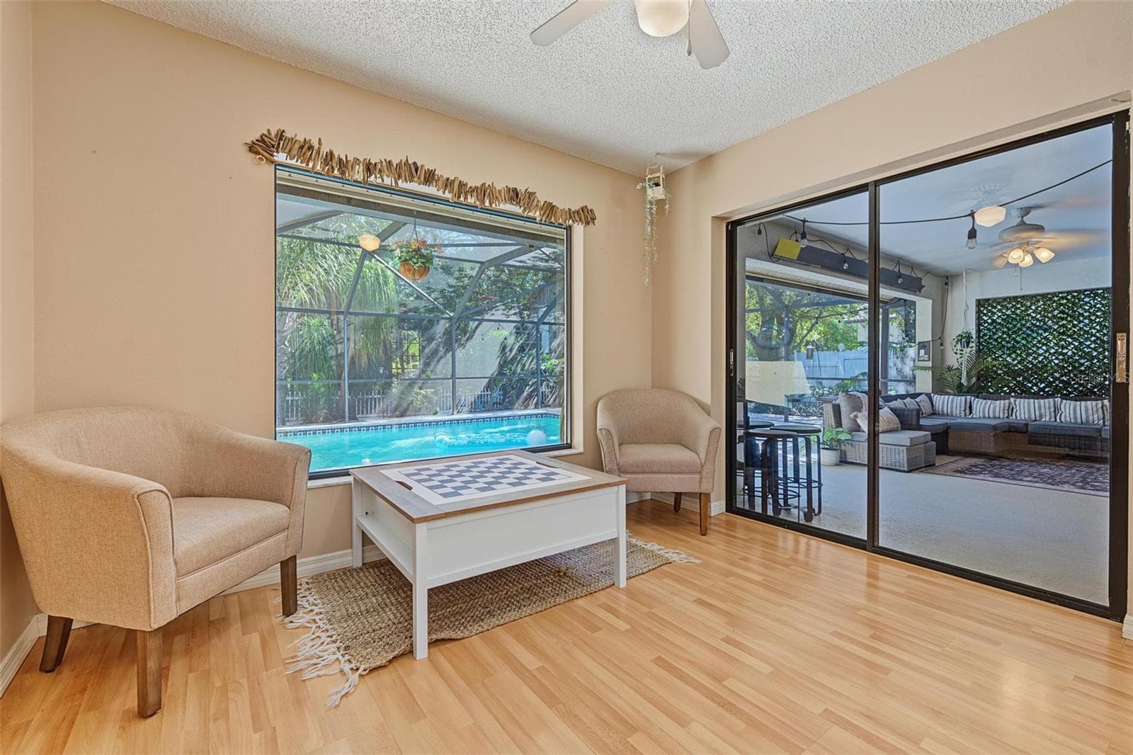 Single Family Residence at 3024 PINEVIEW DR, HOLIDAY, photo 16 of 46