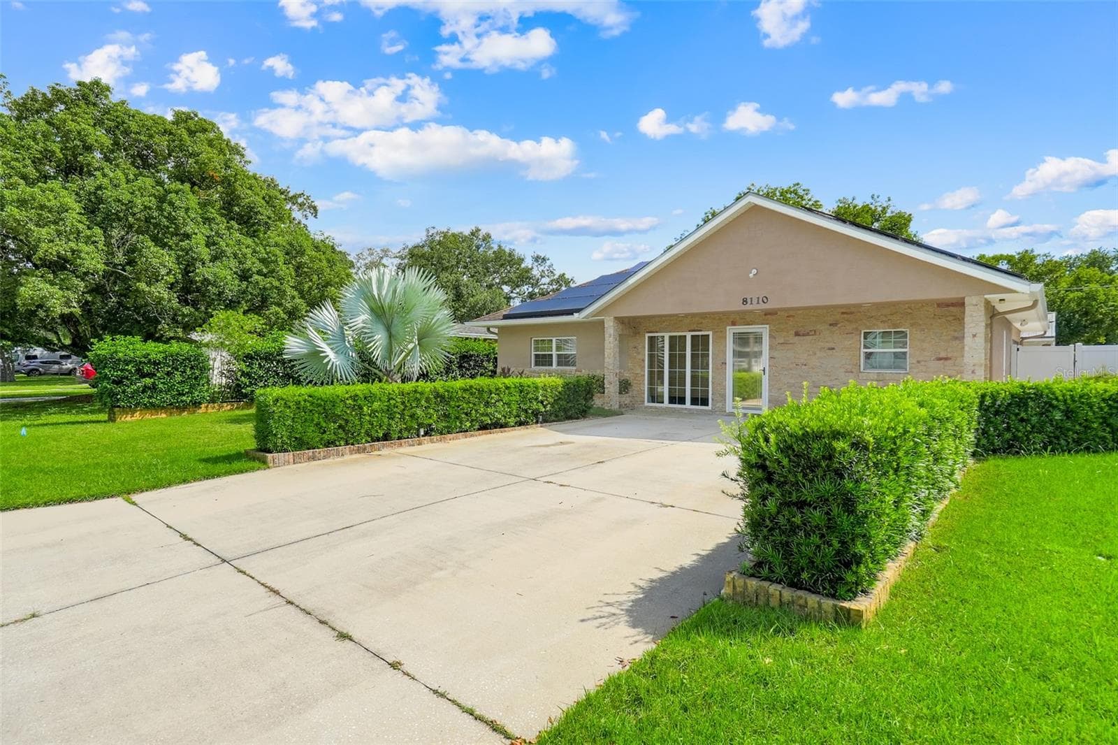 Single Family Residence at 8110 CASTINANGO STREET, ORLANDO, photo 3 of 36