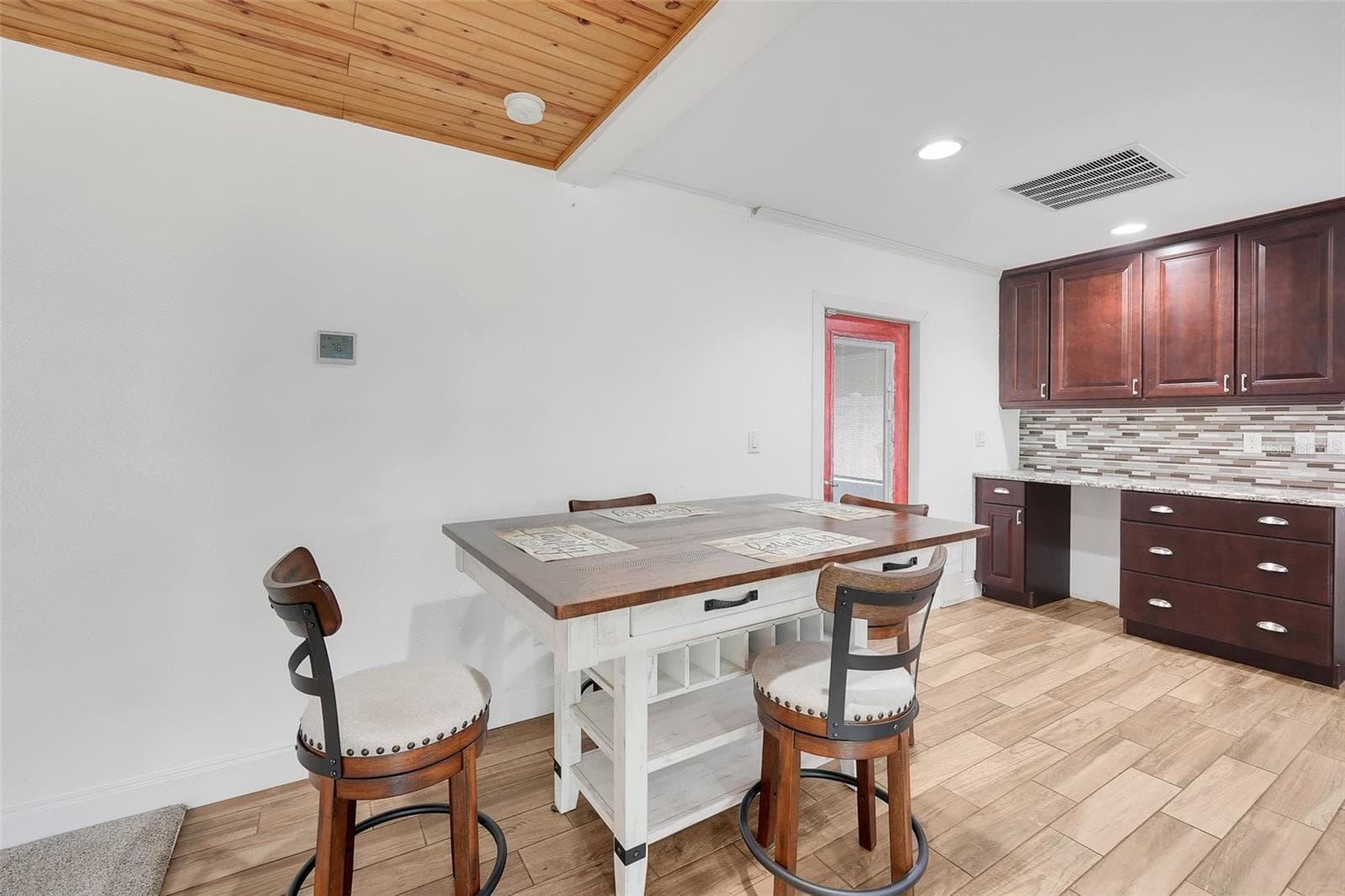 Single Family Residence at 8110 CASTINANGO STREET, ORLANDO, photo 12 of 36