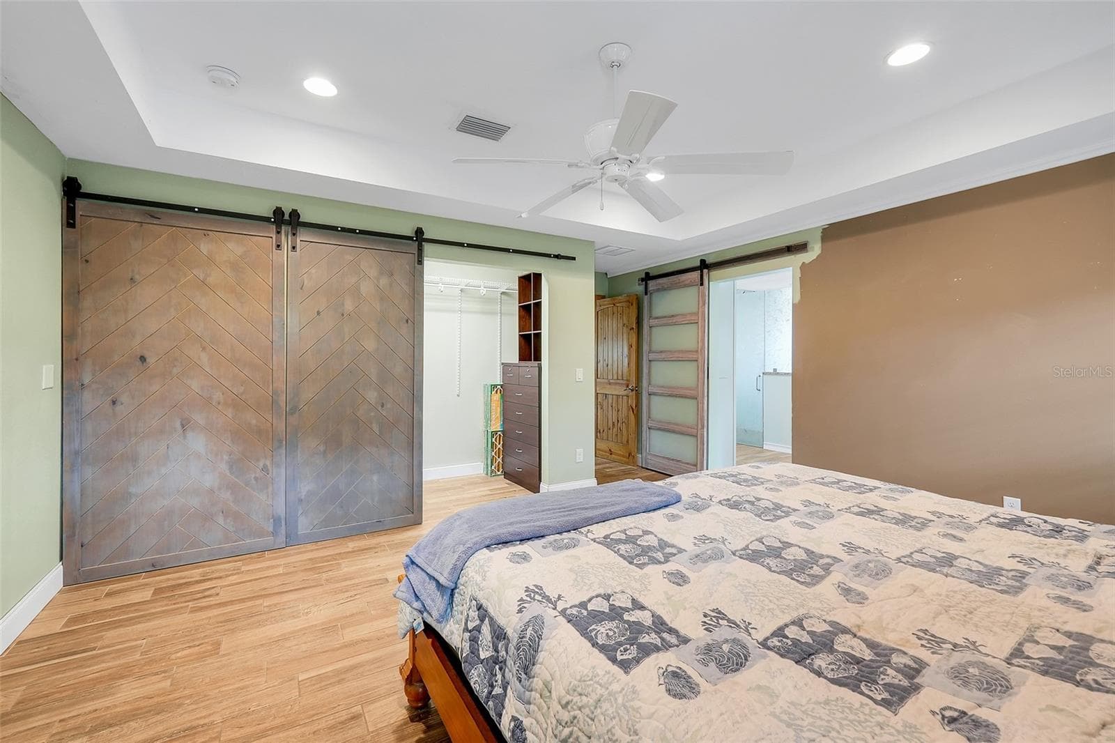 Single Family Residence at 8110 CASTINANGO STREET, ORLANDO, photo 13 of 36