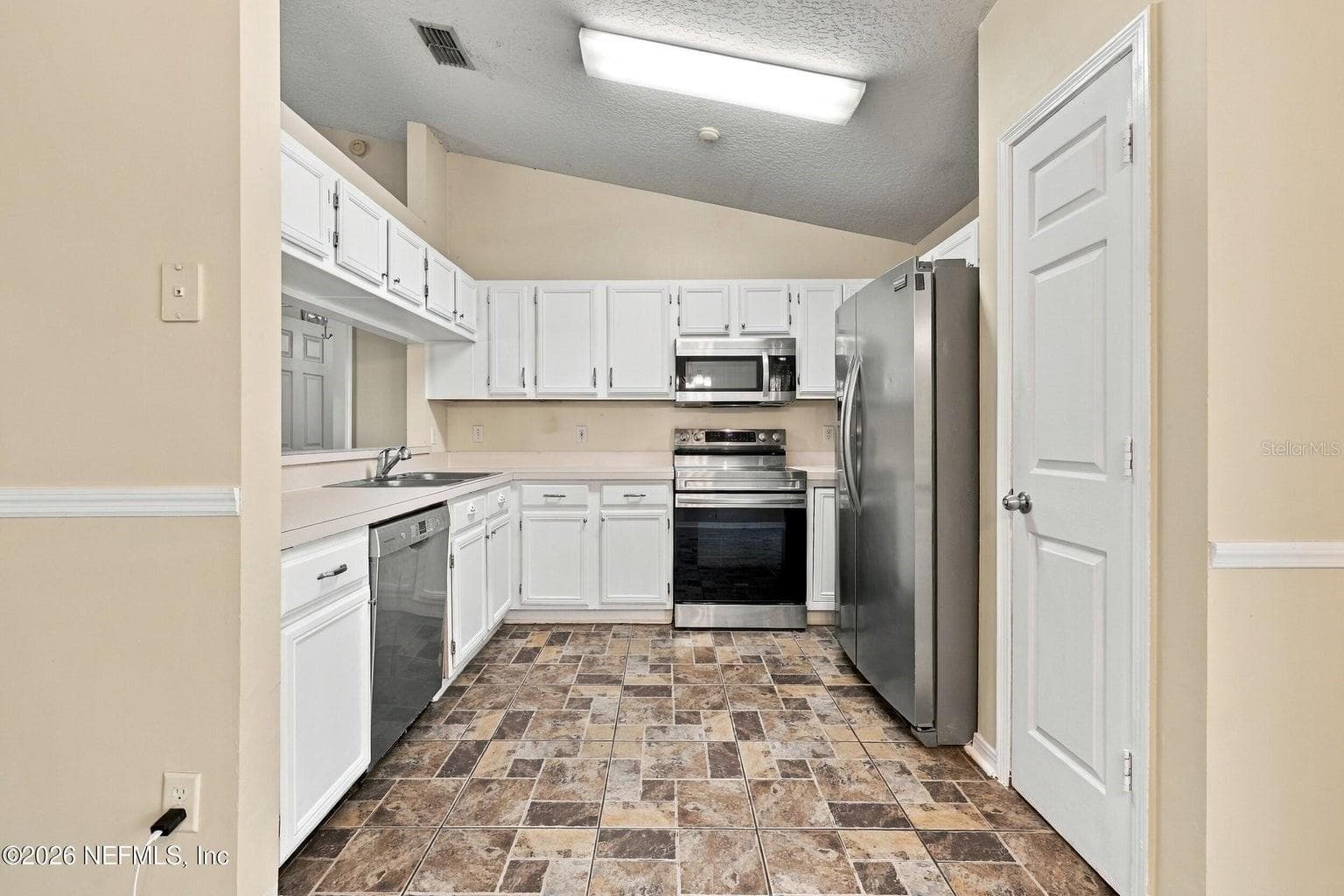 SS Appliances - 4926 GARDEN MOSS CIR S, JACKSONVILLE