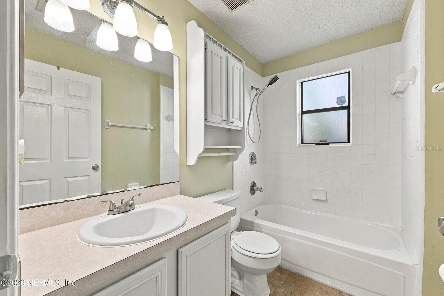 Guest Bathroom - 4926 GARDEN MOSS CIR S, JACKSONVILLE