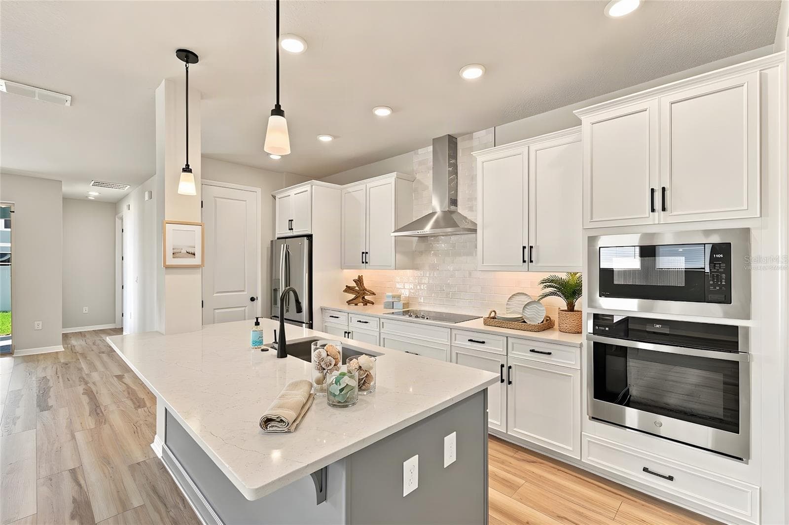 Kitchen **Virtually Staged - 5825 NATIVE OAK ST, MOUNT DORA