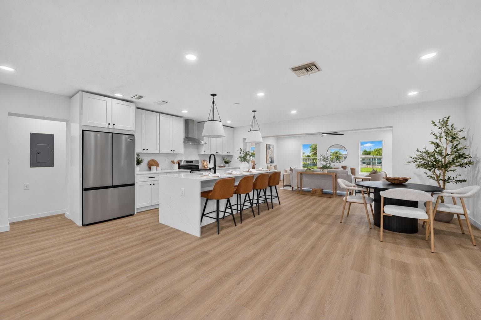Single Family Residence at 223 94TH AVE NE, ST PETERSBURG, photo 12 of 40