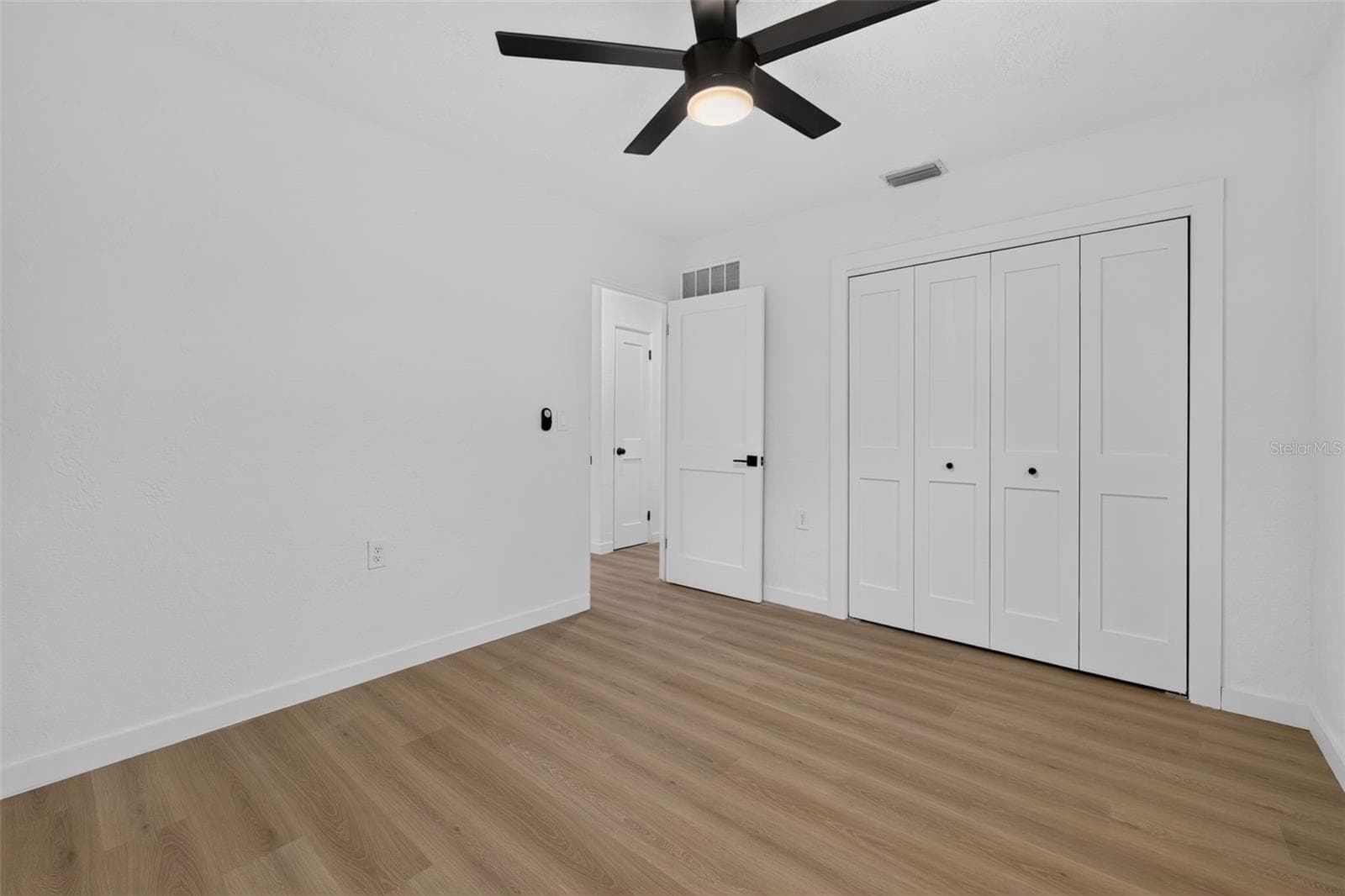 Single Family Residence at 223 94TH AVE NE, ST PETERSBURG, photo 28 of 40