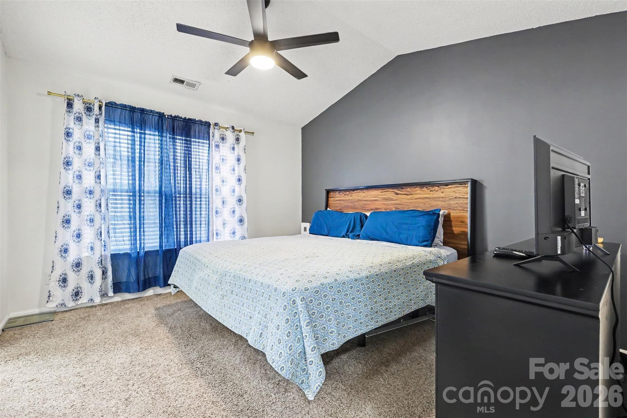 Townhouse at 7106 Bidford Court, Lancaster, photo 13 of 23