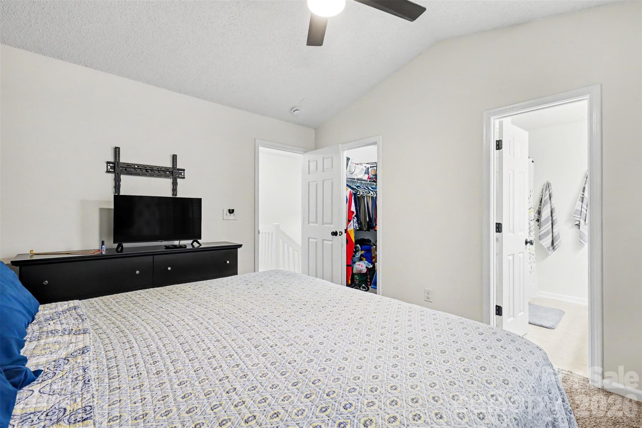 Townhouse at 7106 Bidford Court, Lancaster, photo 14 of 23
