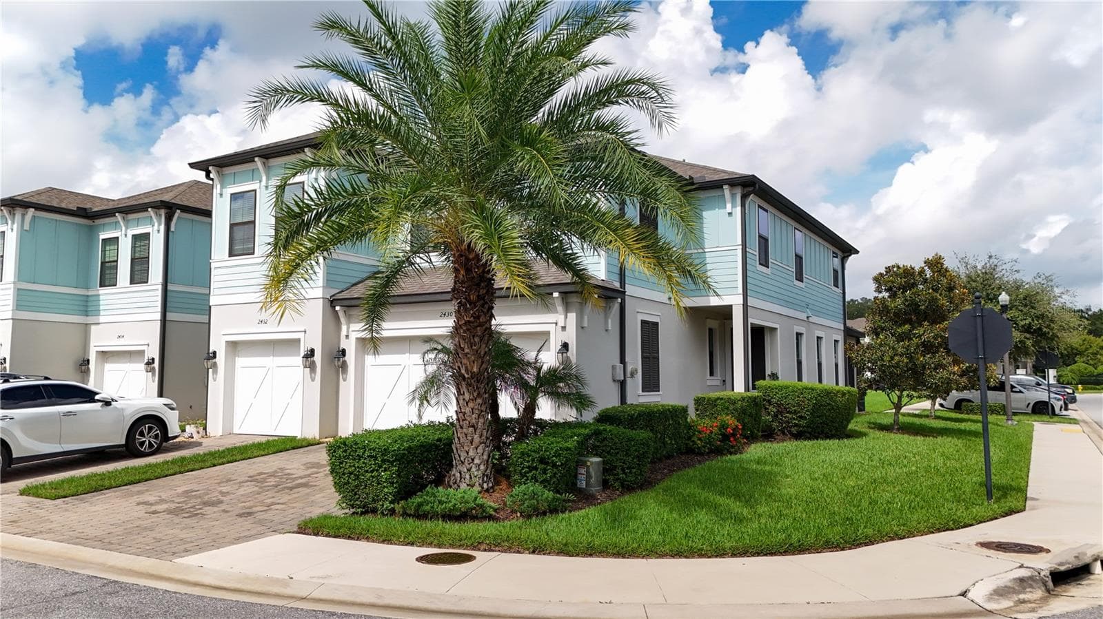 Townhouse at 2430 GOLDEN PASTURE CIR, CLEARWATER, photo 2 of 47