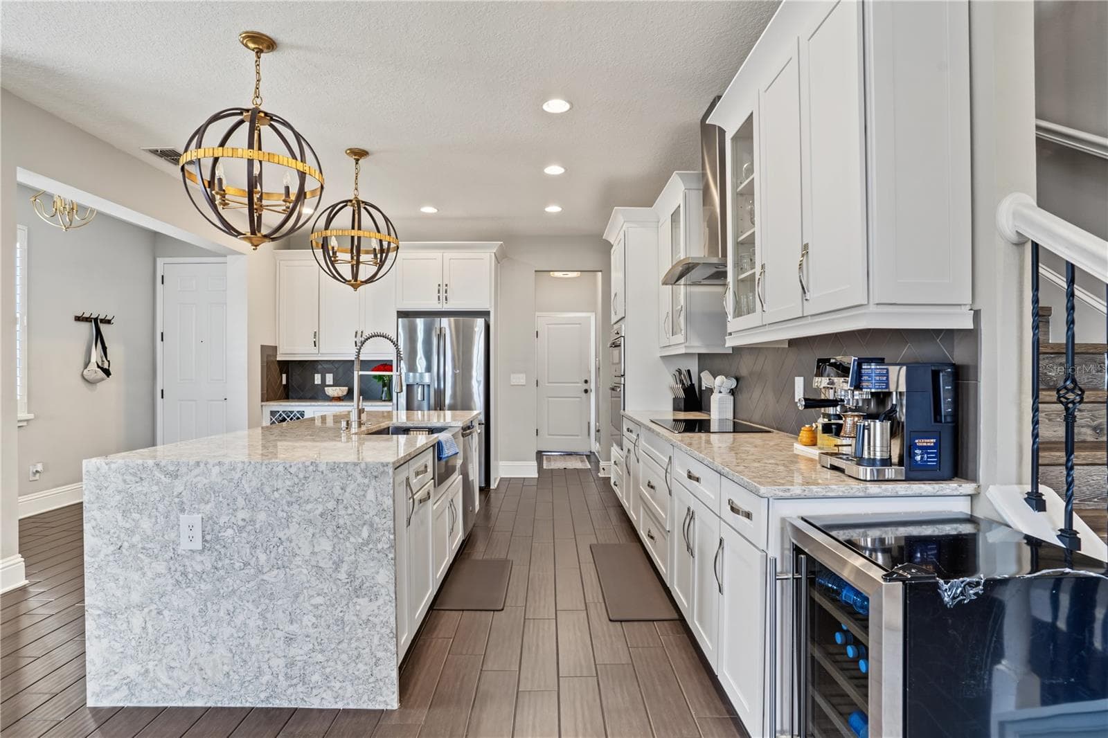 Townhouse at 2430 GOLDEN PASTURE CIR, CLEARWATER, photo 8 of 47