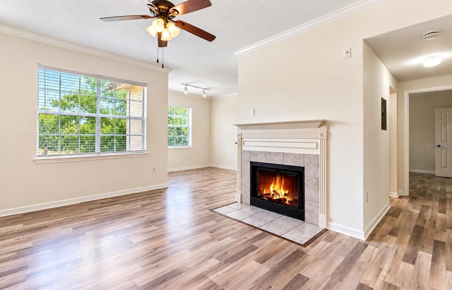Living room/ Dining Room - 2558 ROBERT TRENT JONES DR #1434, ORLANDO