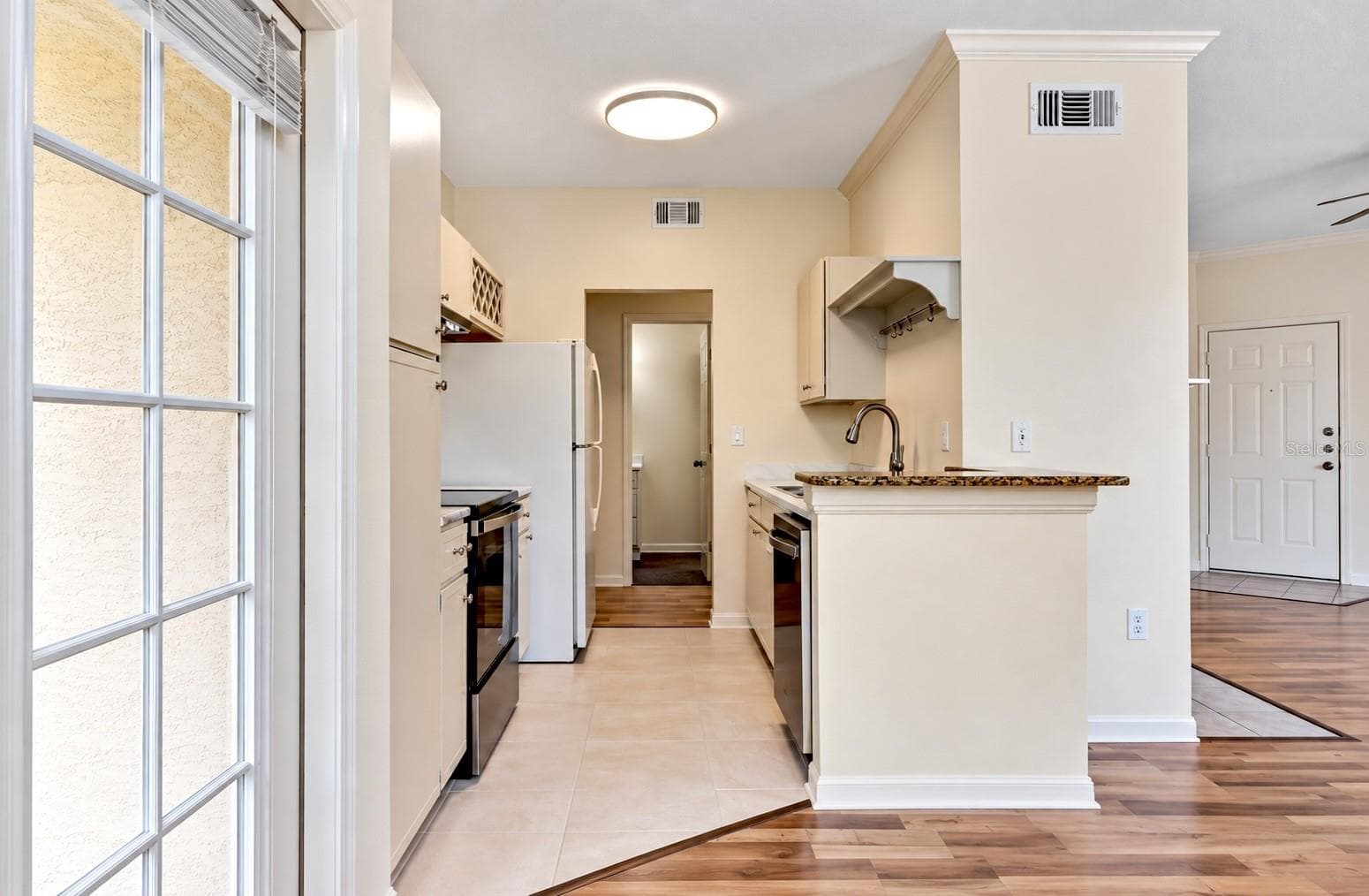 Kitchen - 2558 ROBERT TRENT JONES DR #1434, ORLANDO